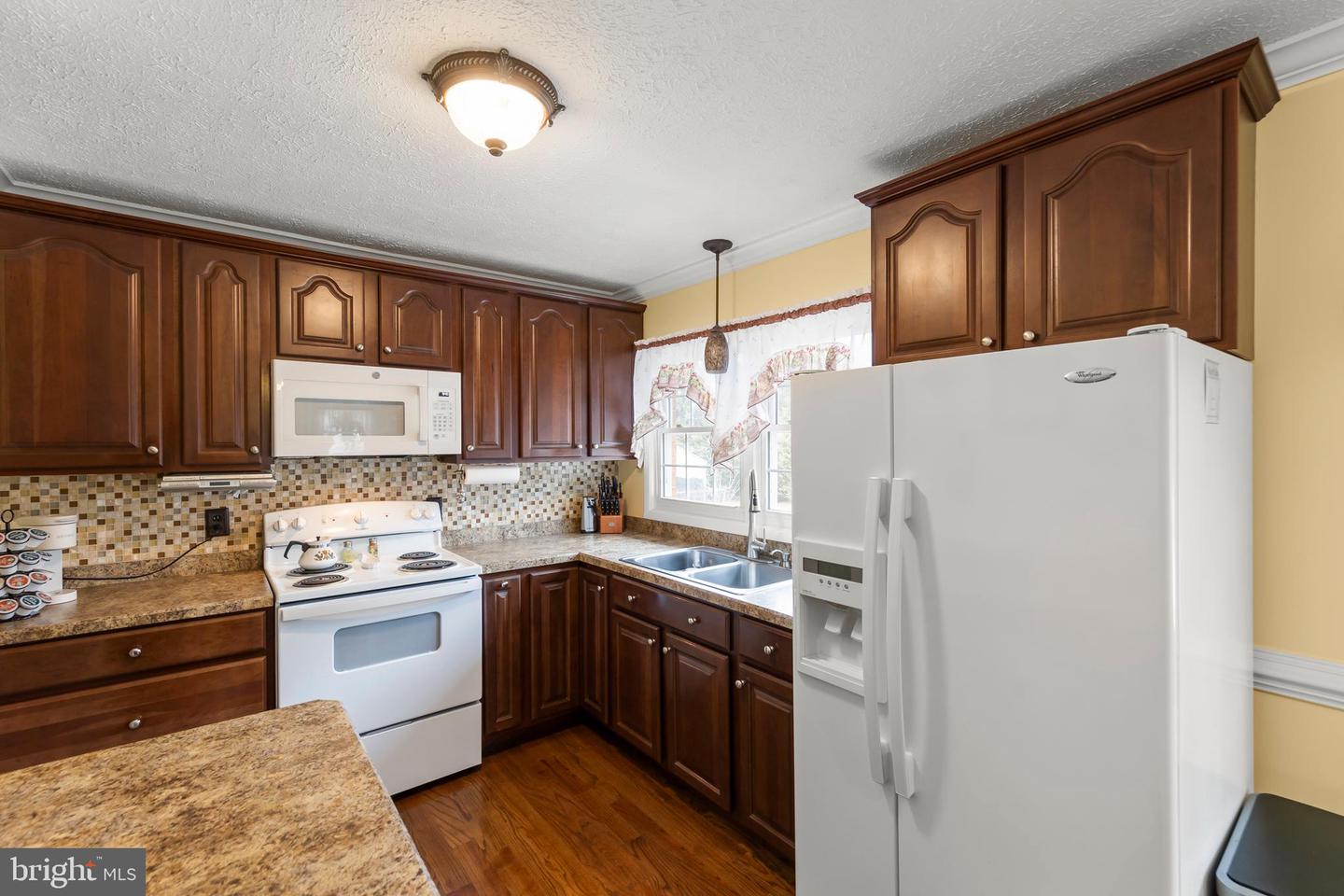 216 W CEDARMEADE AVE, WINCHESTER, Virginia 22601, 3 Bedrooms Bedrooms, ,2 BathroomsBathrooms,Residential,For sale,216 W CEDARMEADE AVE,VAWI2010094 MLS # VAWI2010094