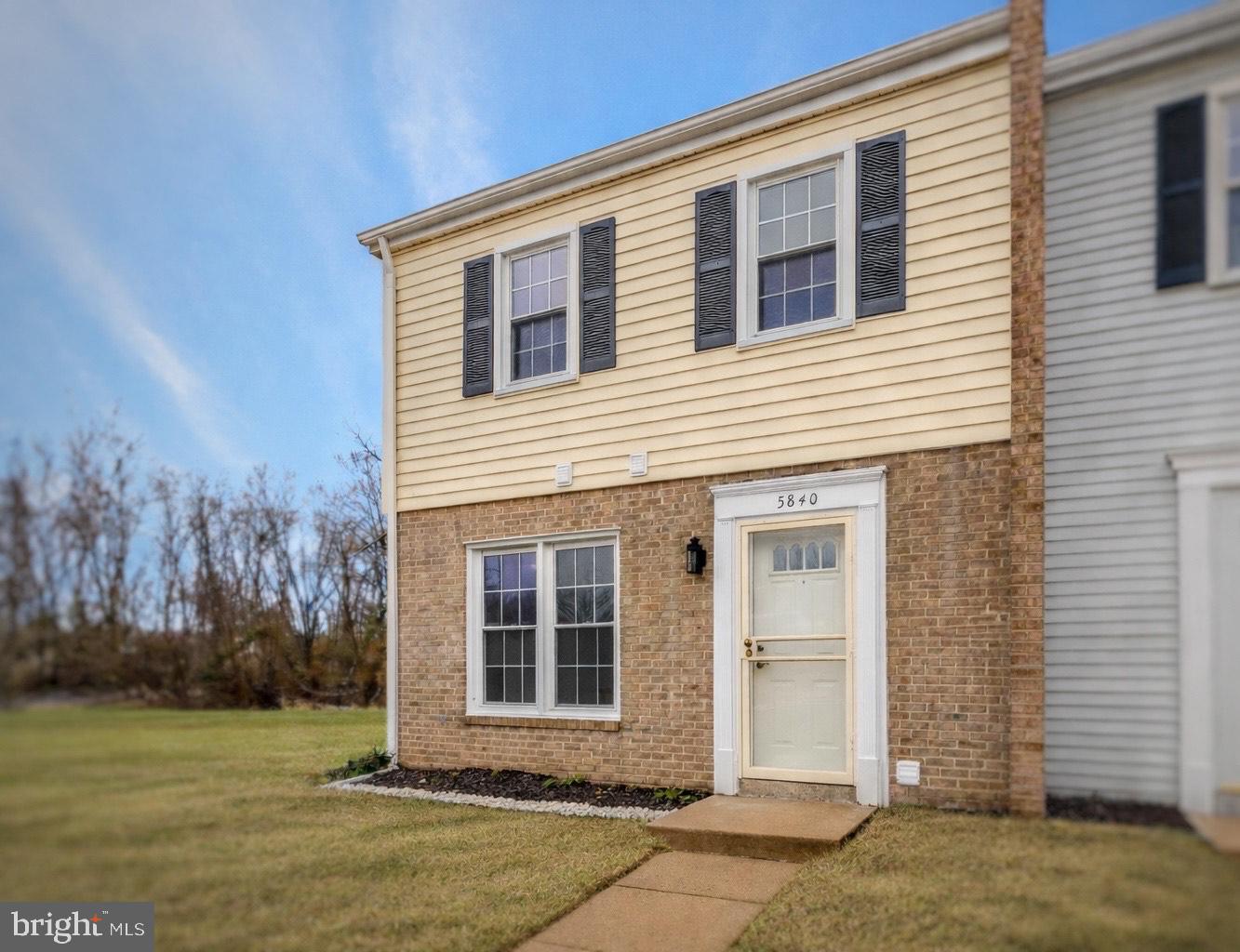 5840 BURKE MANOR CT, BURKE, Virginia 22015, 3 Bedrooms Bedrooms, ,1 BathroomBathrooms,Residential,For sale,5840 BURKE MANOR CT,VAFX2294038 MLS # VAFX2294038