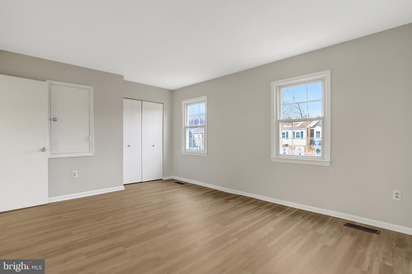 5840 BURKE MANOR CT, BURKE, Virginia 22015, 3 Bedrooms Bedrooms, ,1 BathroomBathrooms,Residential,For sale,5840 BURKE MANOR CT,VAFX2294038 MLS # VAFX2294038