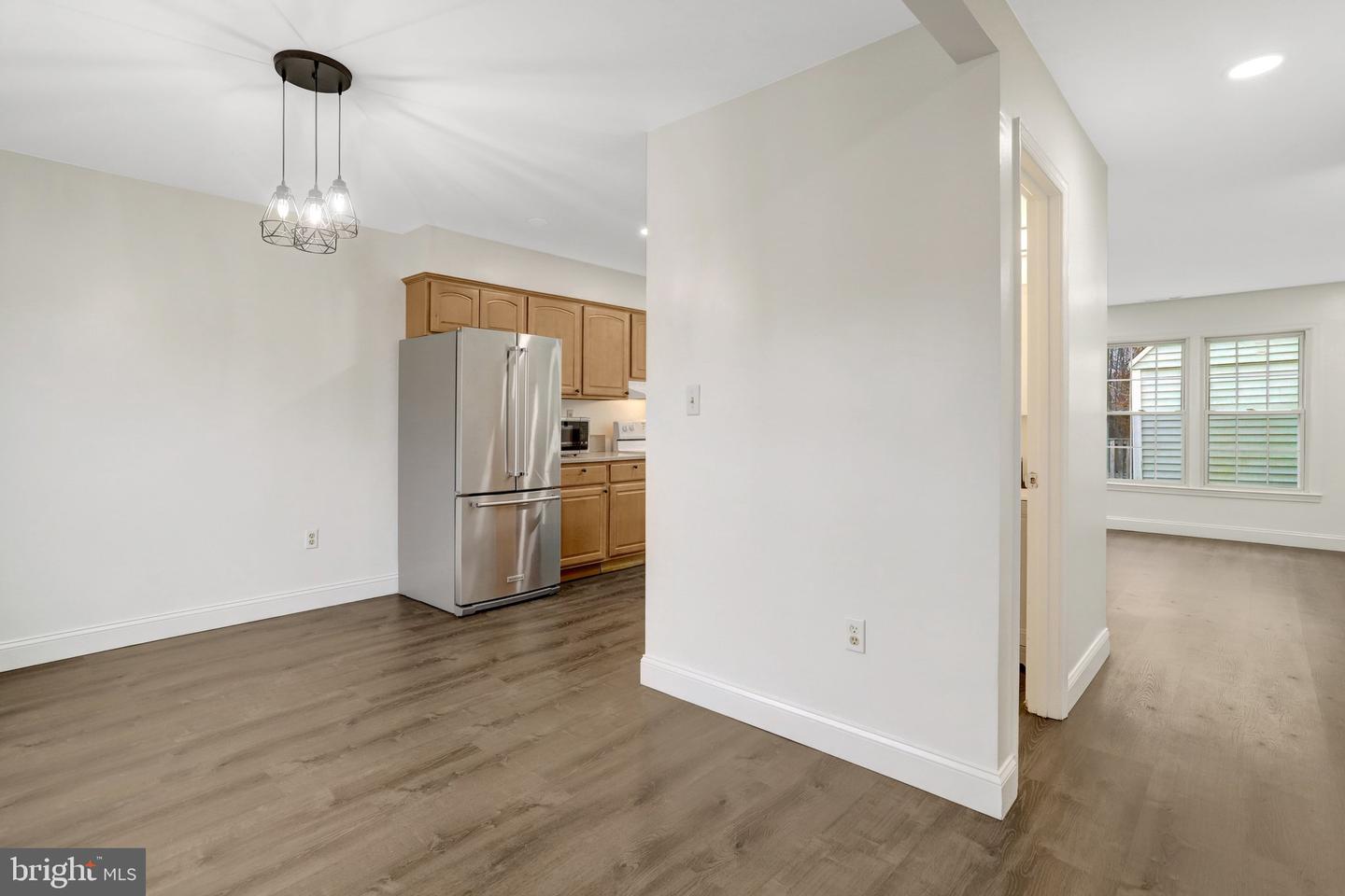 5840 BURKE MANOR CT, BURKE, Virginia 22015, 3 Bedrooms Bedrooms, ,1 BathroomBathrooms,Residential,For sale,5840 BURKE MANOR CT,VAFX2294038 MLS # VAFX2294038