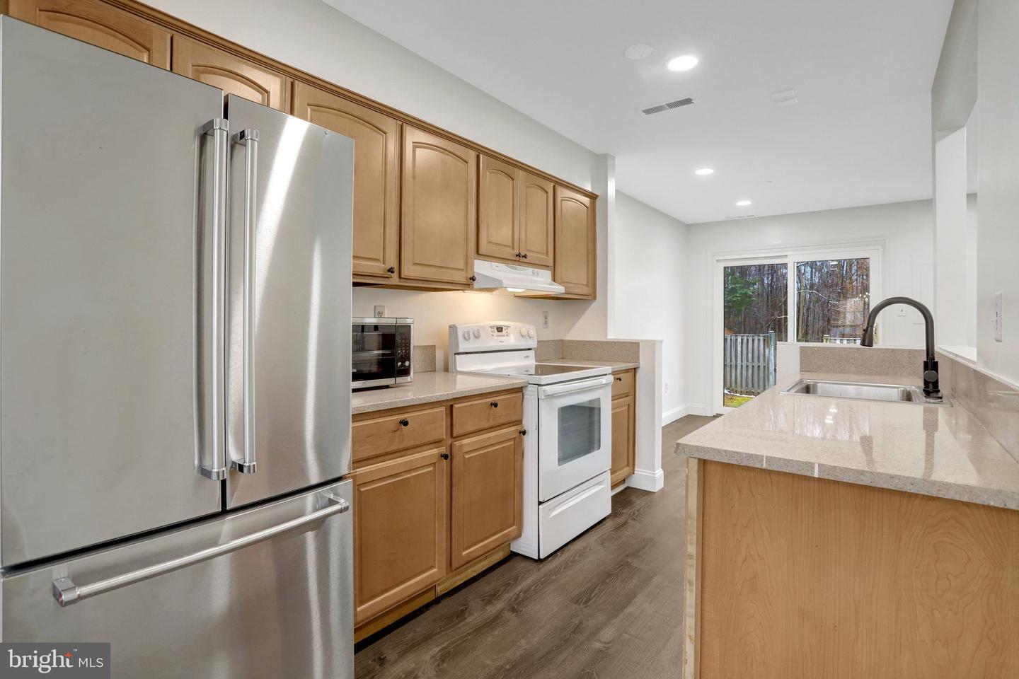 5840 BURKE MANOR CT, BURKE, Virginia 22015, 3 Bedrooms Bedrooms, ,1 BathroomBathrooms,Residential,For sale,5840 BURKE MANOR CT,VAFX2294038 MLS # VAFX2294038