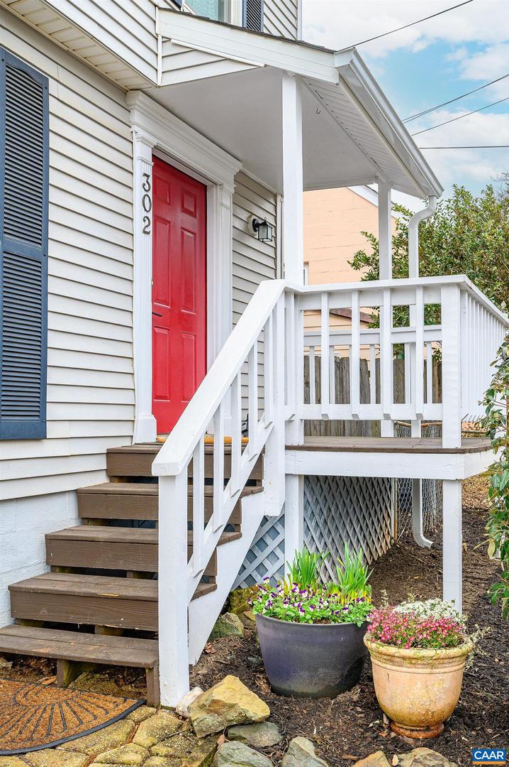 302 PALATINE AVE, CHARLOTTESVILLE, Virginia 22902, 3 Bedrooms Bedrooms, ,2 BathroomsBathrooms,Residential,For sale,302 PALATINE AVE,673945 MLS # 673945