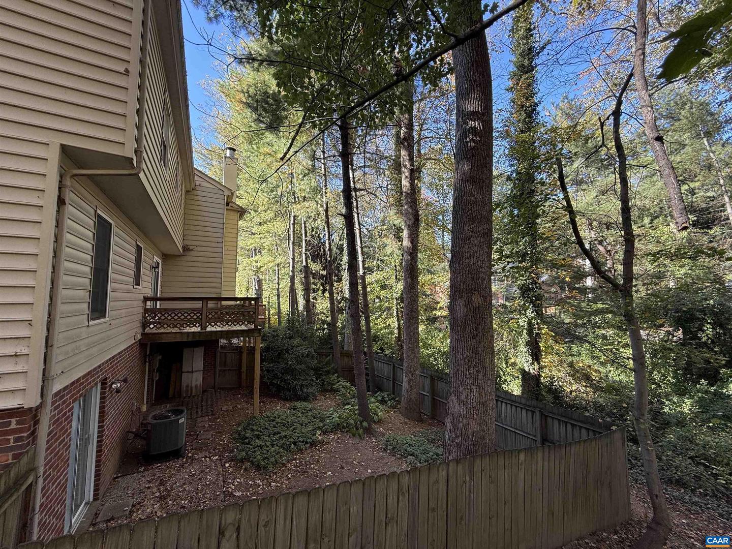 1036 HUNTWOOD LN, CHARLOTTESVILLE, Virginia 22901, 3 Bedrooms Bedrooms, ,3 BathroomsBathrooms,Residential,For sale,1036 HUNTWOOD LN,673946 MLS # 673946