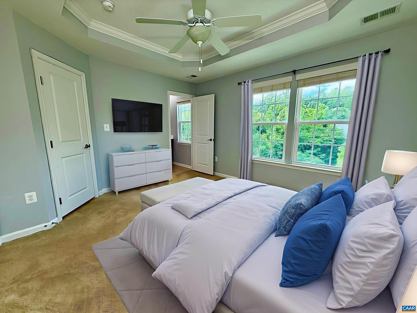 2176 WHISPERING HOLLOW LN, CHARLOTTESVILLE, Virginia 22911, 3 Bedrooms Bedrooms, ,2 BathroomsBathrooms,Residential,For sale,2176 WHISPERING HOLLOW LN,673948 MLS # 673948