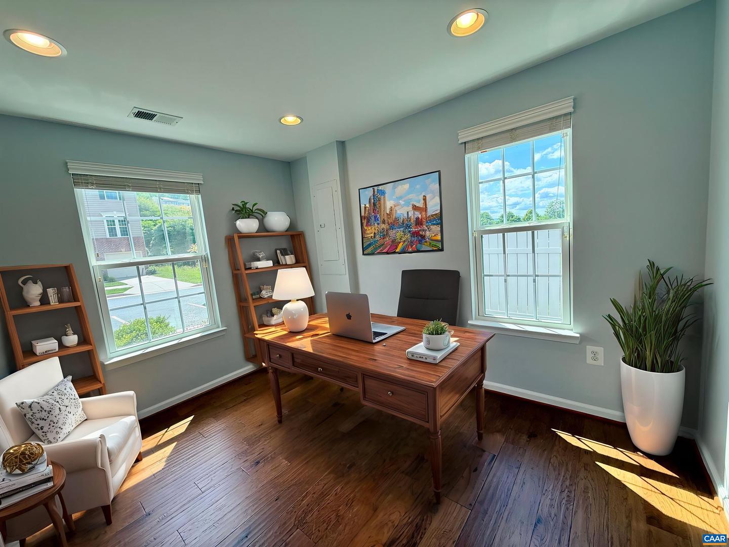 2176 WHISPERING HOLLOW LN, CHARLOTTESVILLE, Virginia 22911, 3 Bedrooms Bedrooms, ,2 BathroomsBathrooms,Residential,For sale,2176 WHISPERING HOLLOW LN,673948 MLS # 673948