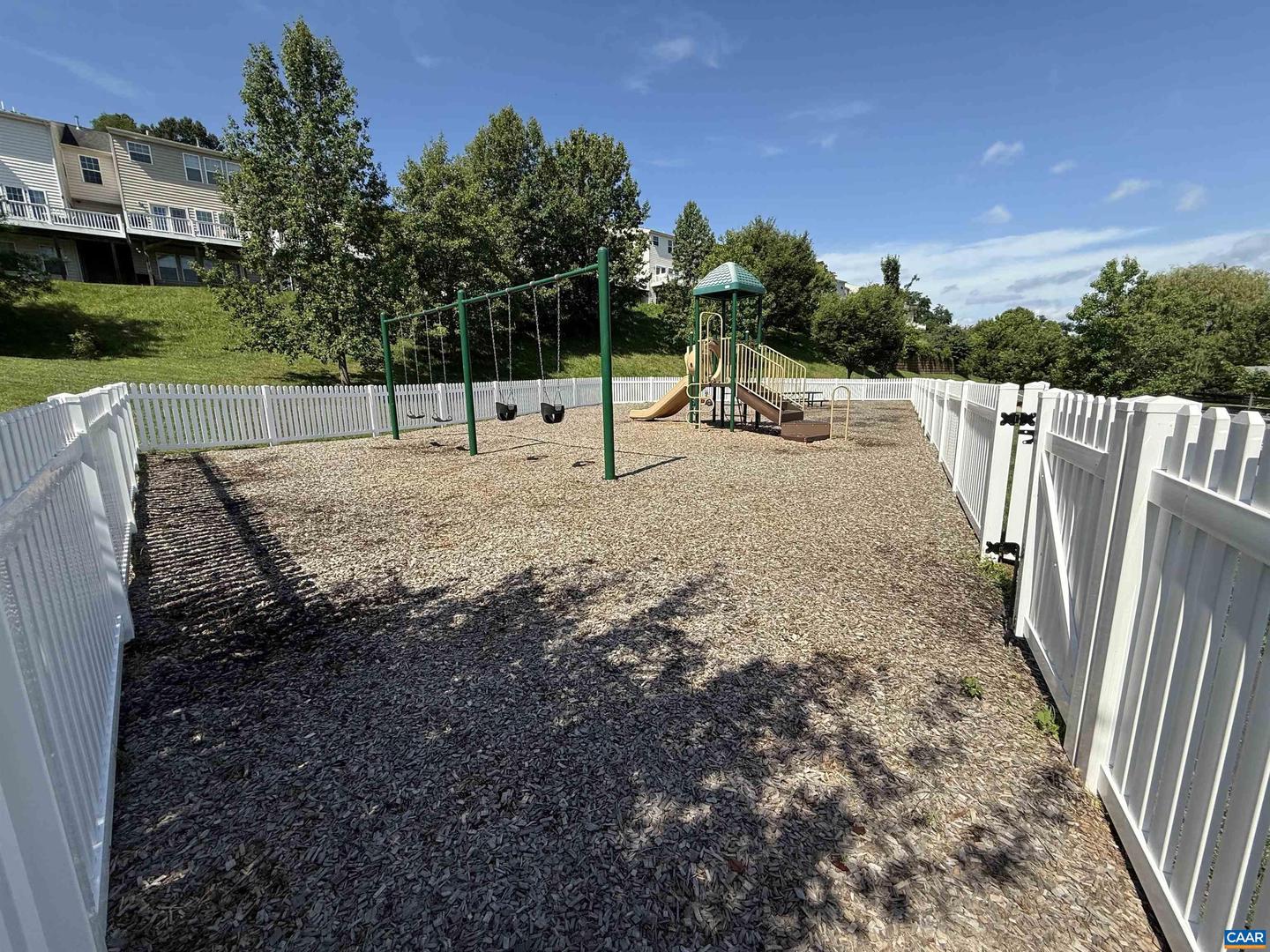 2176 WHISPERING HOLLOW LN, CHARLOTTESVILLE, Virginia 22911, 3 Bedrooms Bedrooms, ,2 BathroomsBathrooms,Residential,For sale,2176 WHISPERING HOLLOW LN,673948 MLS # 673948