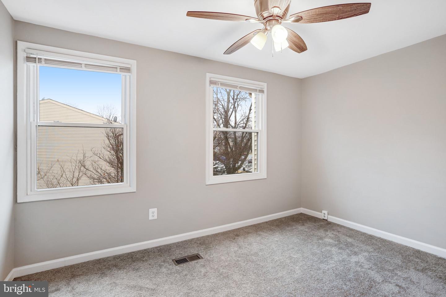 106 CHARING CT, STERLING, Virginia 20164, 3 Bedrooms Bedrooms, ,2 BathroomsBathrooms,Residential,For sale,106 CHARING CT,VALO2117376 MLS # VALO2117376