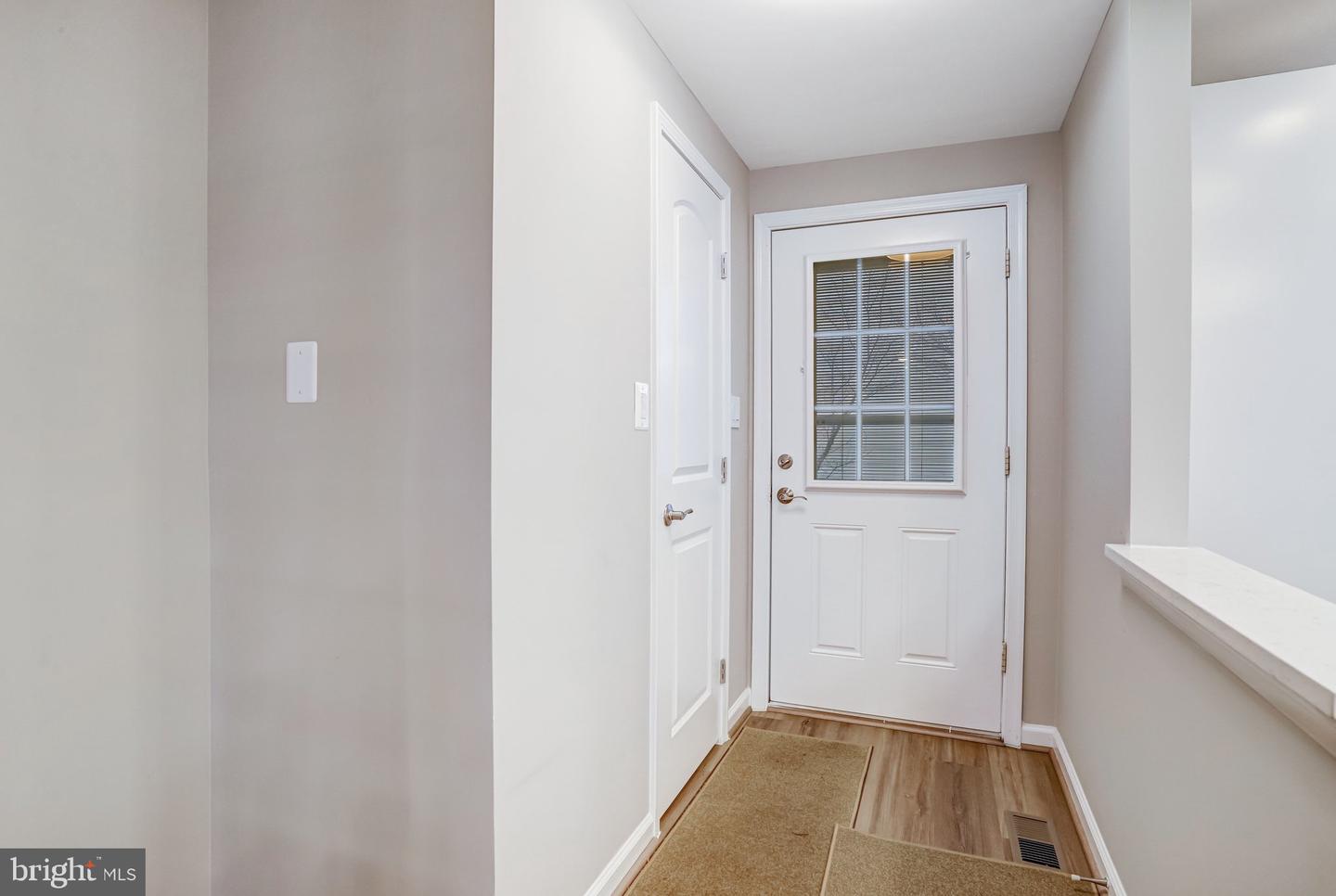 106 CHARING CT, STERLING, Virginia 20164, 3 Bedrooms Bedrooms, ,2 BathroomsBathrooms,Residential,For sale,106 CHARING CT,VALO2117376 MLS # VALO2117376