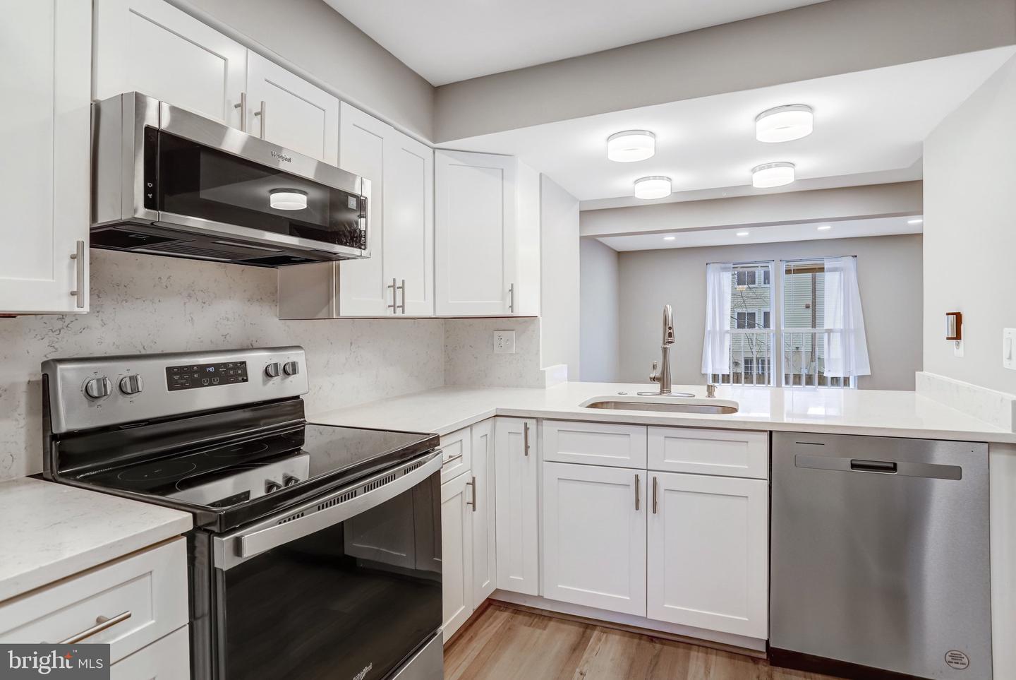 106 CHARING CT, STERLING, Virginia 20164, 3 Bedrooms Bedrooms, ,2 BathroomsBathrooms,Residential,For sale,106 CHARING CT,VALO2117376 MLS # VALO2117376