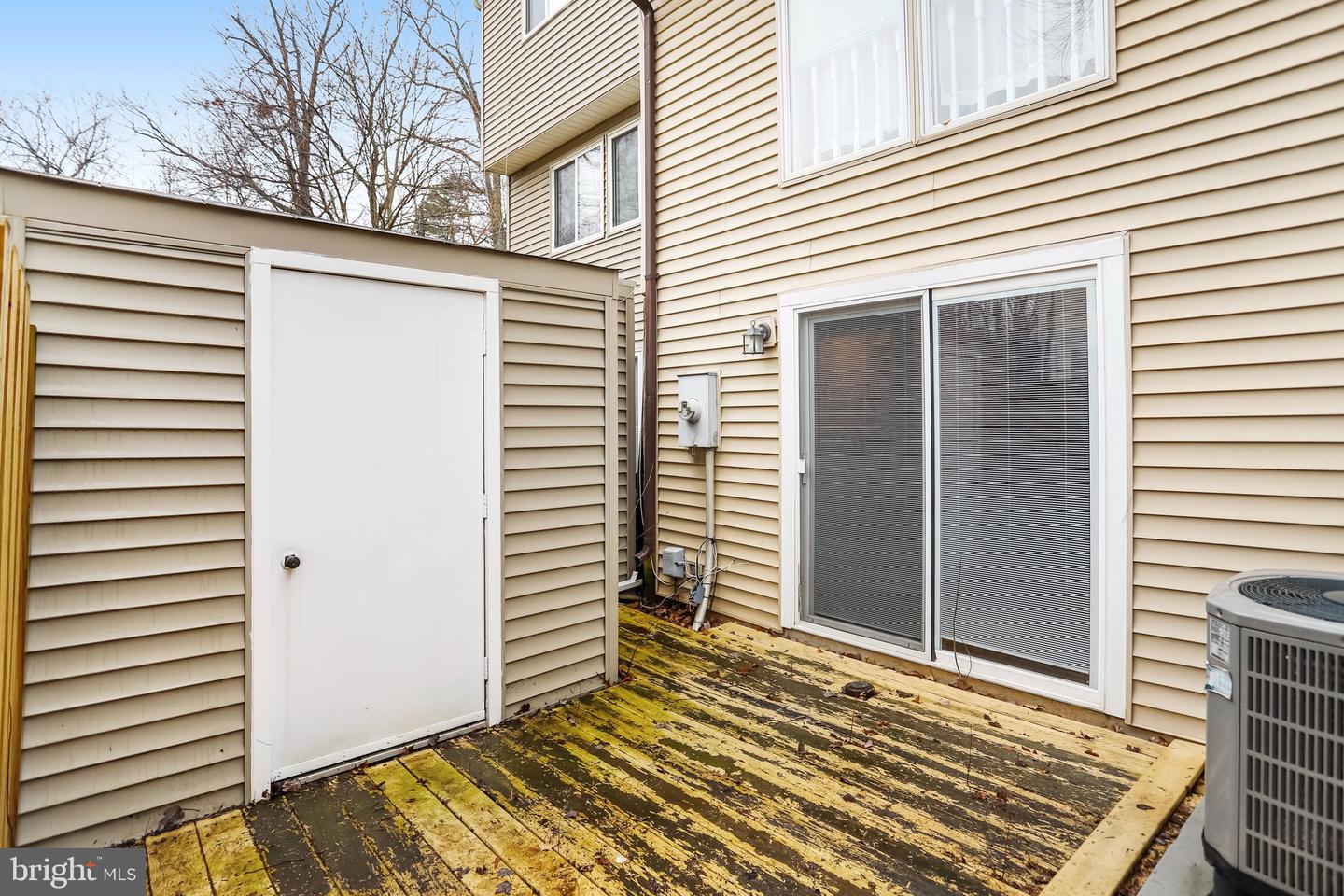 106 CHARING CT, STERLING, Virginia 20164, 3 Bedrooms Bedrooms, ,2 BathroomsBathrooms,Residential,For sale,106 CHARING CT,VALO2117376 MLS # VALO2117376