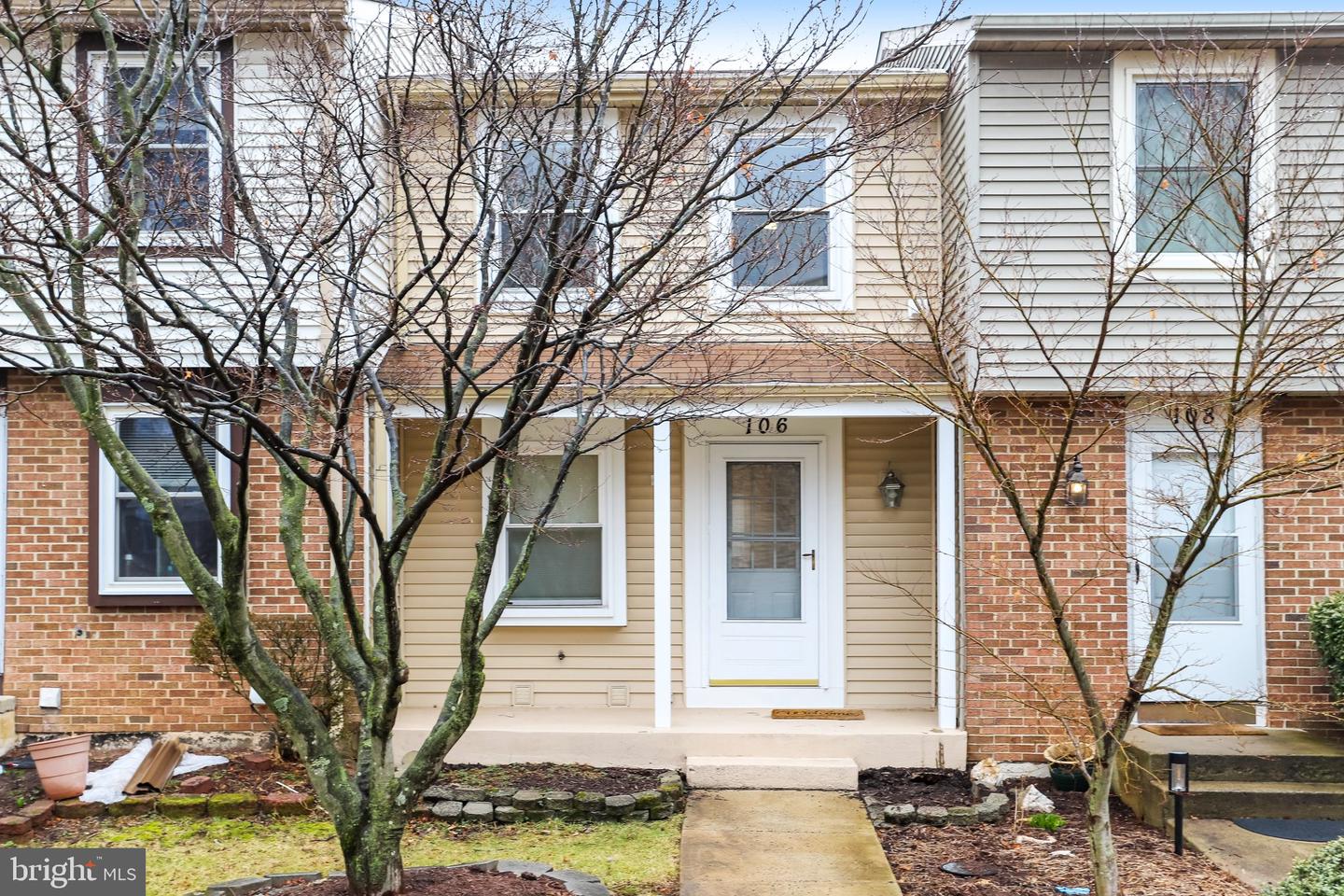 106 CHARING CT, STERLING, Virginia 20164, 3 Bedrooms Bedrooms, ,2 BathroomsBathrooms,Residential,For sale,106 CHARING CT,VALO2117376 MLS # VALO2117376