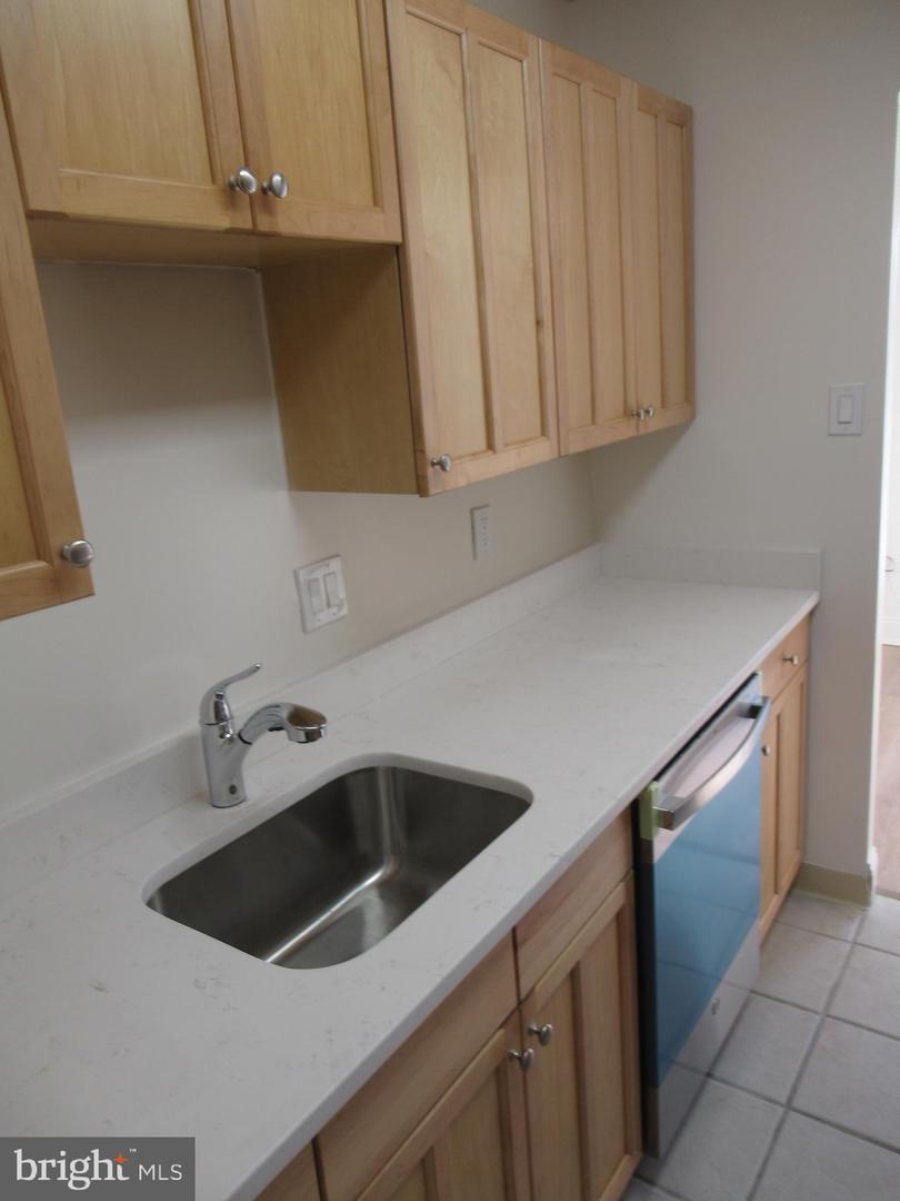 11055 CAMFIELD CT #102, MANASSAS, Virginia 20109, 2 Bedrooms Bedrooms, ,1 BathroomBathrooms,Residential,For sale,11055 CAMFIELD CT #102,VAPW2113746 MLS # VAPW2113746