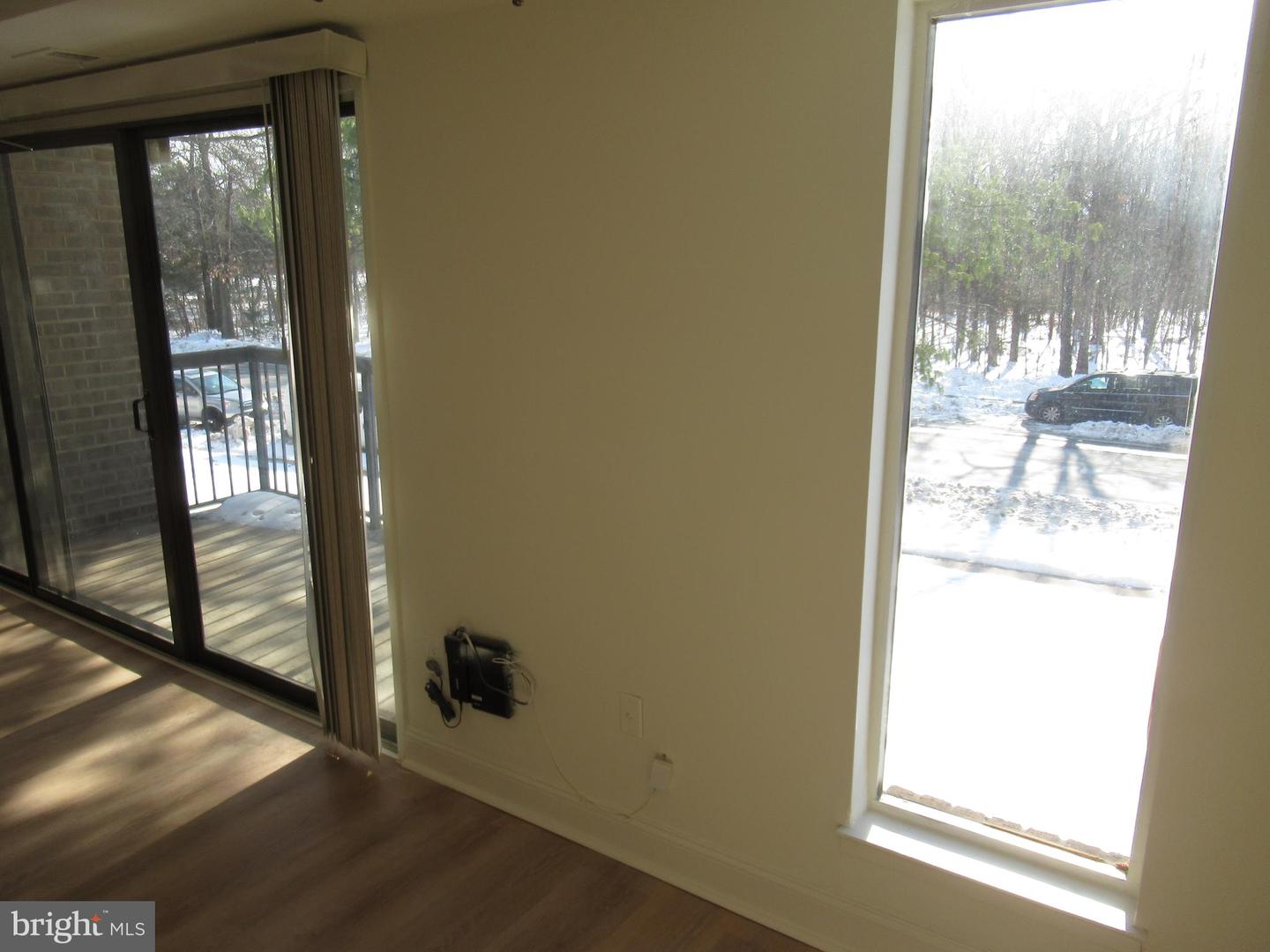 11055 CAMFIELD CT #102, MANASSAS, Virginia 20109, 2 Bedrooms Bedrooms, ,1 BathroomBathrooms,Residential,For sale,11055 CAMFIELD CT #102,VAPW2113746 MLS # VAPW2113746