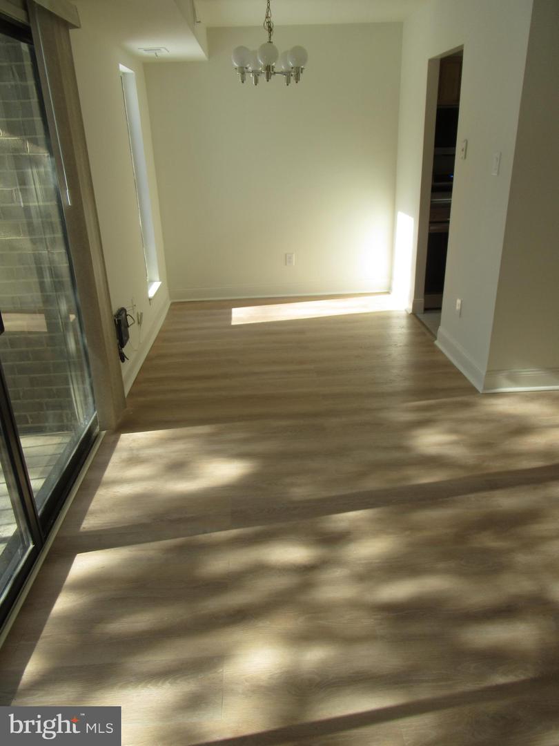 11055 CAMFIELD CT #102, MANASSAS, Virginia 20109, 2 Bedrooms Bedrooms, ,1 BathroomBathrooms,Residential,For sale,11055 CAMFIELD CT #102,VAPW2113746 MLS # VAPW2113746