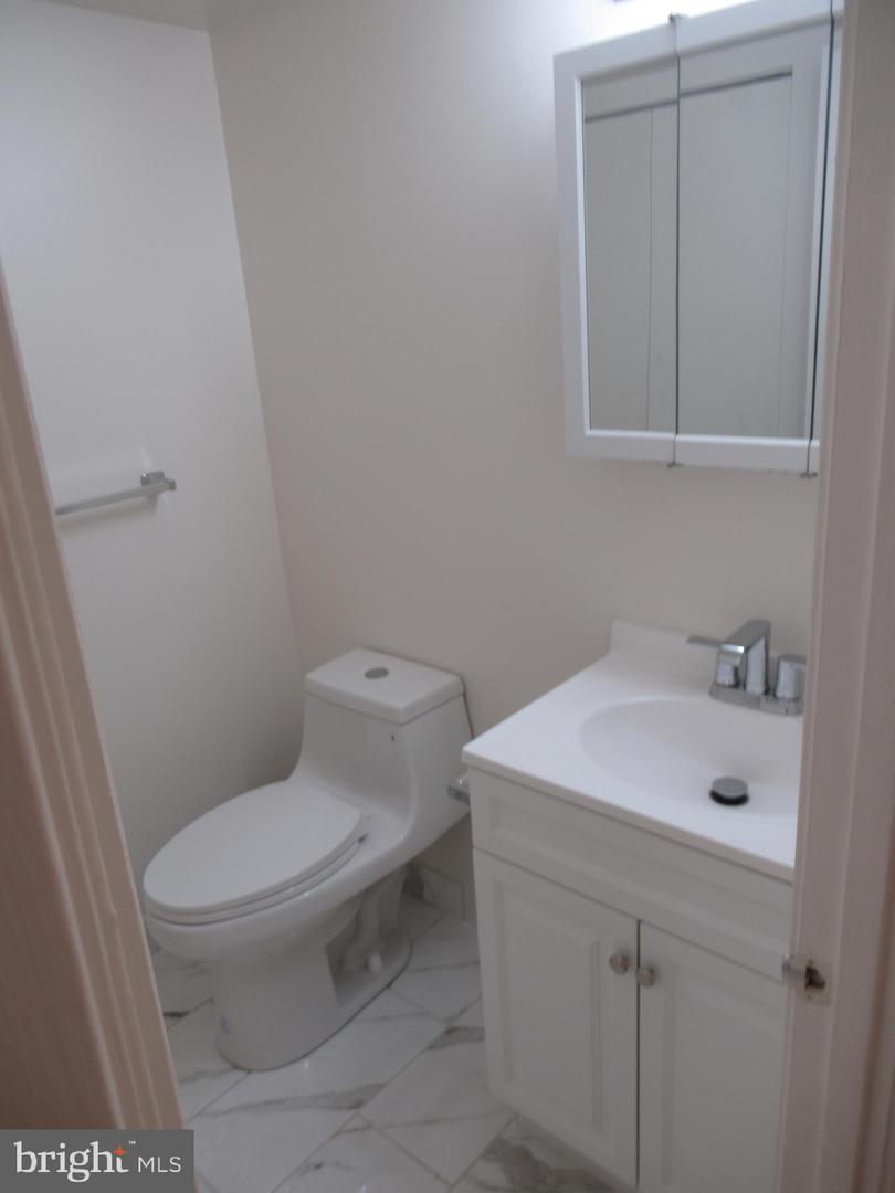 11055 CAMFIELD CT #102, MANASSAS, Virginia 20109, 2 Bedrooms Bedrooms, ,1 BathroomBathrooms,Residential,For sale,11055 CAMFIELD CT #102,VAPW2113746 MLS # VAPW2113746