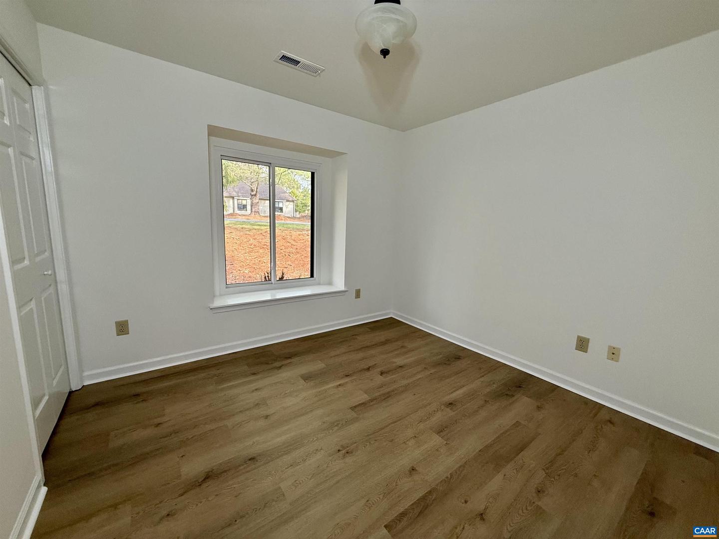 1026 HIGHLANDS DR, CHARLOTTESVILLE, Virginia 22901, 3 Bedrooms Bedrooms, ,2 BathroomsBathrooms,Residential,For sale,1026 HIGHLANDS DR,673971 MLS # 673971