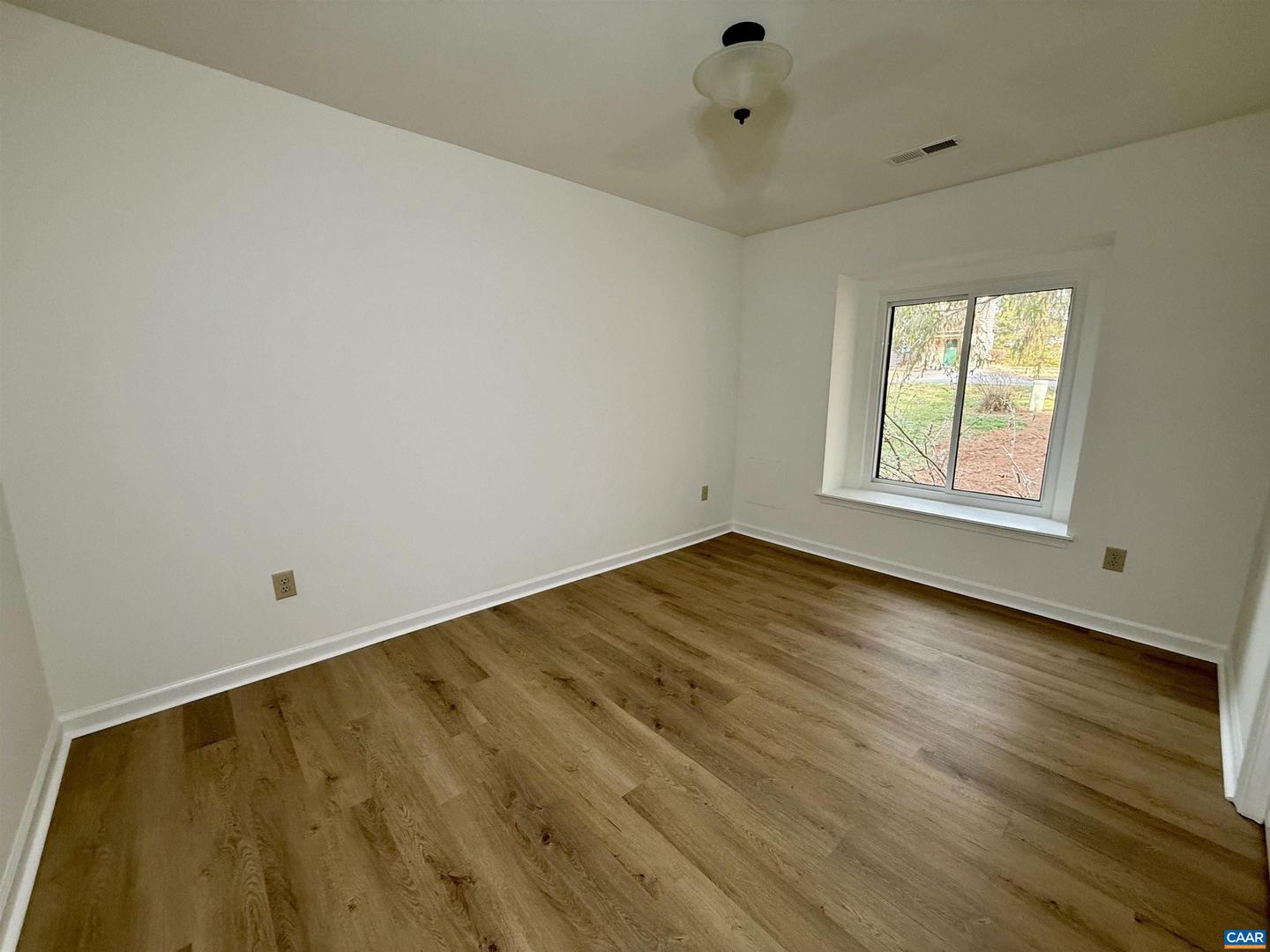 1026 HIGHLANDS DR, CHARLOTTESVILLE, Virginia 22901, 3 Bedrooms Bedrooms, ,2 BathroomsBathrooms,Residential,For sale,1026 HIGHLANDS DR,673971 MLS # 673971