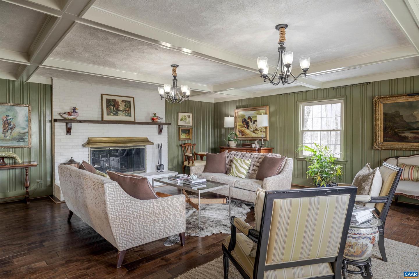 21 DEER PATH, CHARLOTTESVILLE, Virginia 22903, 5 Bedrooms Bedrooms, ,3 BathroomsBathrooms,Residential,For sale,21 DEER PATH,673977 MLS # 673977