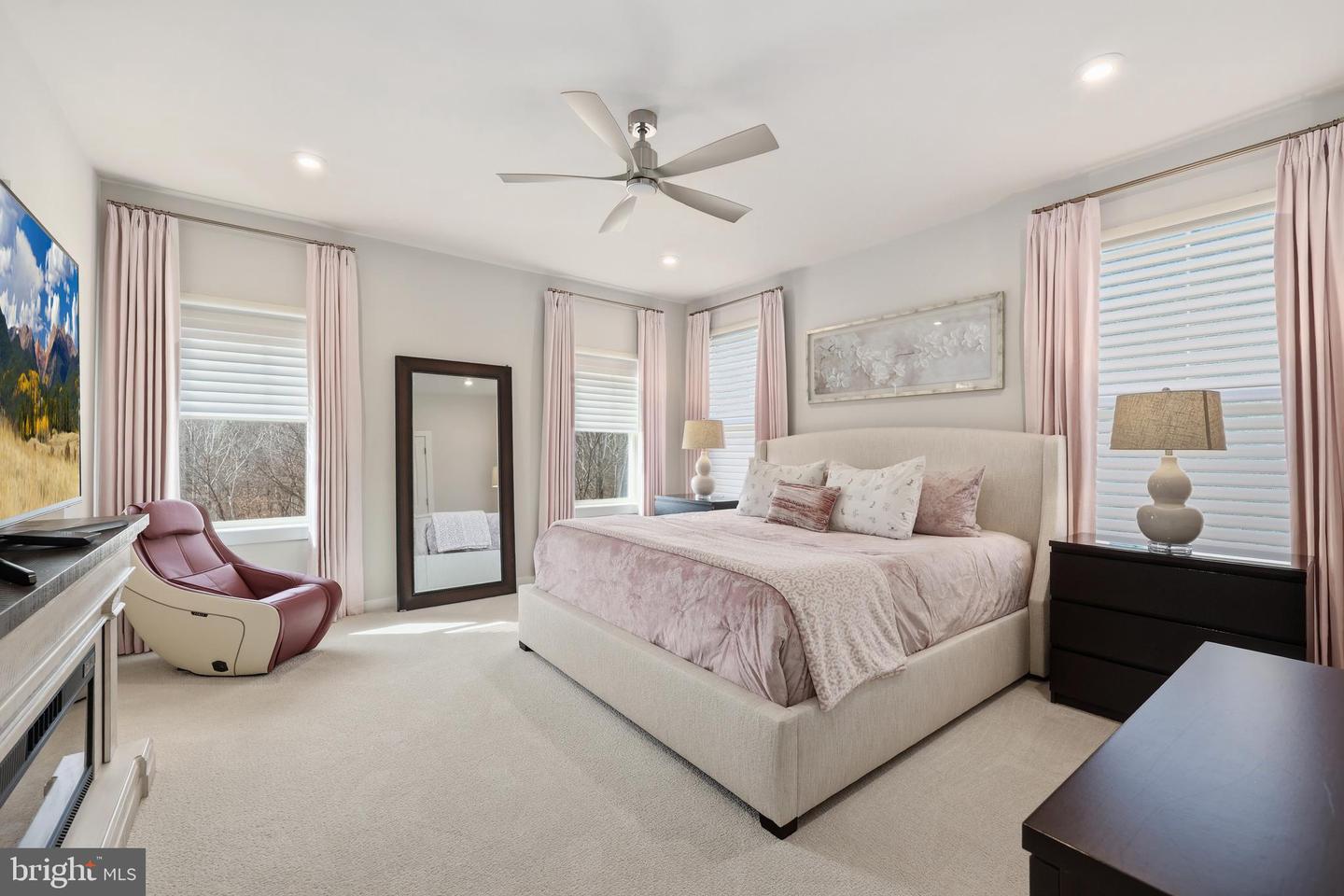 1027 VENIFENA TER SE, LEESBURG, Virginia 20175, 3 Bedrooms Bedrooms, ,4 BathroomsBathrooms,Residential,For sale,1027 VENIFENA TER SE,VALO2117420 MLS # VALO2117420