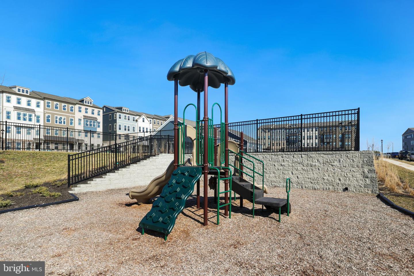 1027 VENIFENA TER SE, LEESBURG, Virginia 20175, 3 Bedrooms Bedrooms, ,4 BathroomsBathrooms,Residential,For sale,1027 VENIFENA TER SE,VALO2117420 MLS # VALO2117420