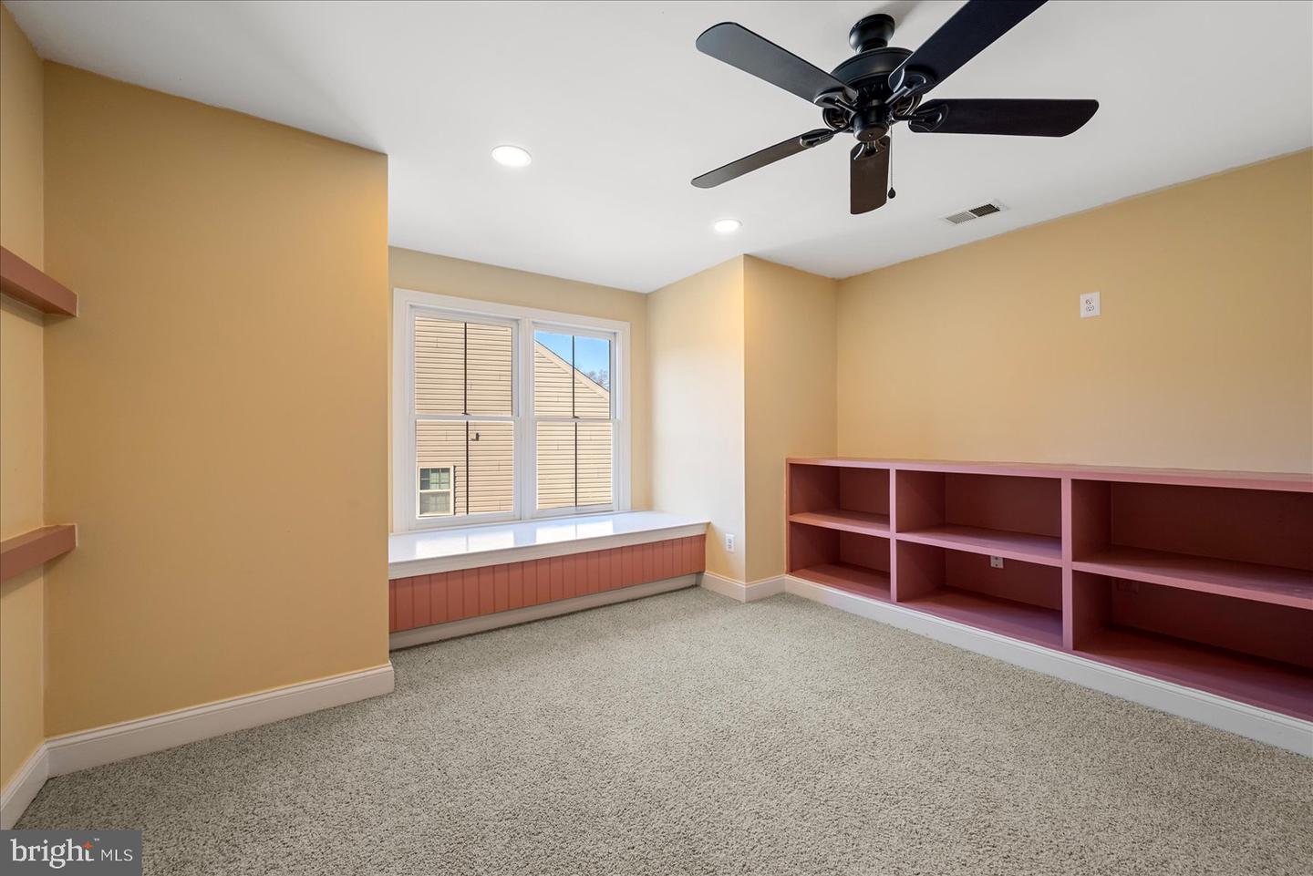 3508 GERMAINIA CT, TRIANGLE, Virginia 22172, 6 Bedrooms Bedrooms, ,6 BathroomsBathrooms,Residential,For sale,3508 GERMAINIA CT,VAPW2113776 MLS # VAPW2113776