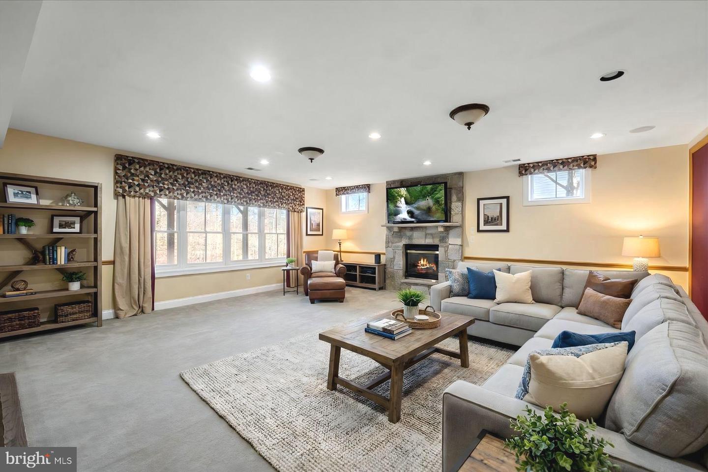 3508 GERMAINIA CT, TRIANGLE, Virginia 22172, 6 Bedrooms Bedrooms, ,6 BathroomsBathrooms,Residential,For sale,3508 GERMAINIA CT,VAPW2113776 MLS # VAPW2113776