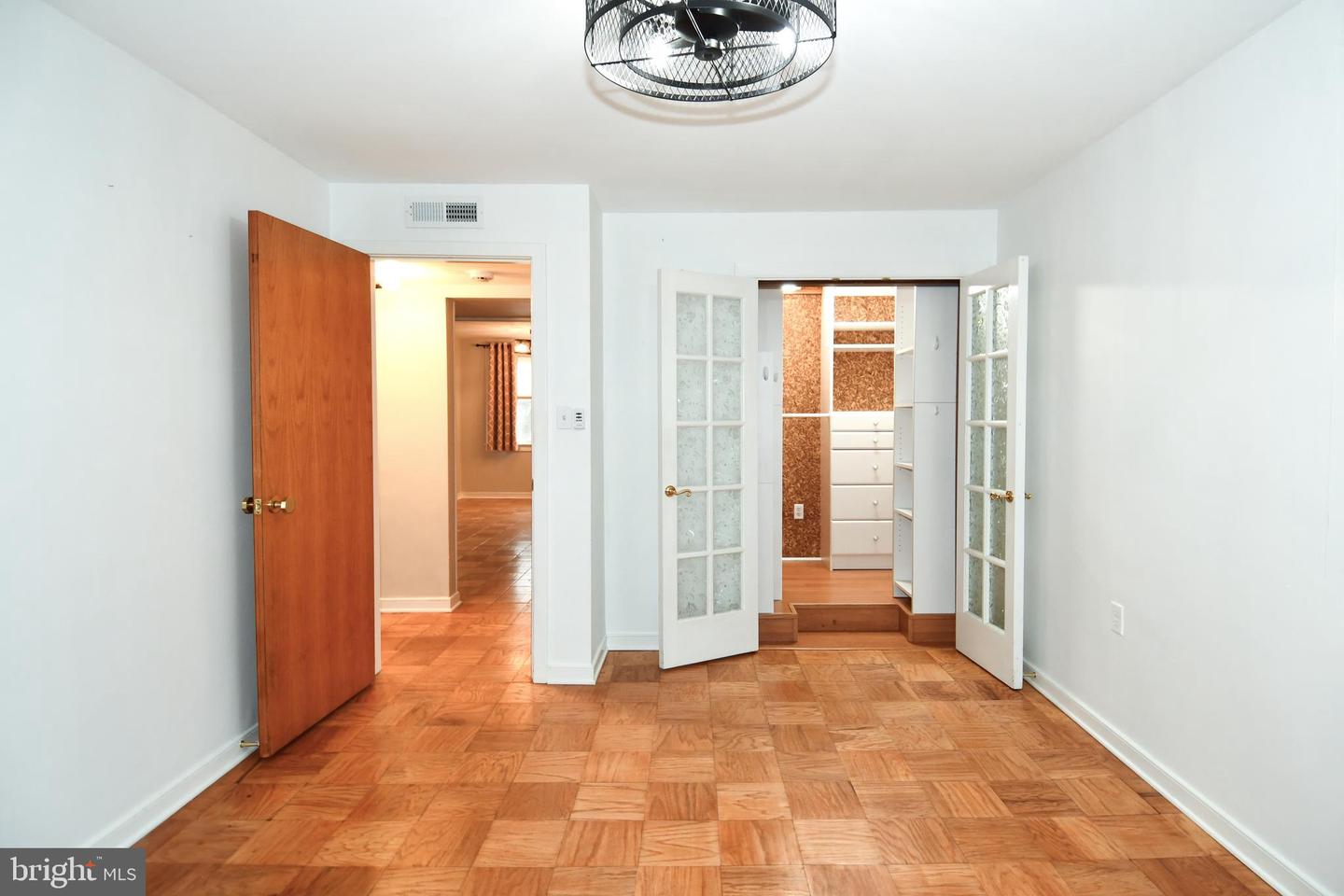 6608 BOULEVARD VW #A2, ALEXANDRIA, Virginia 22307, 2 Bedrooms Bedrooms, ,1 BathroomBathrooms,Residential,For sale,6608 BOULEVARD VW #A2,VAFX2293826 MLS # VAFX2293826