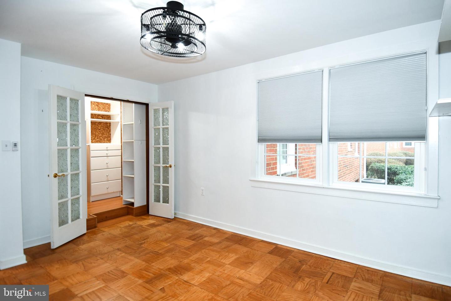 6608 BOULEVARD VW #A2, ALEXANDRIA, Virginia 22307, 2 Bedrooms Bedrooms, ,1 BathroomBathrooms,Residential,For sale,6608 BOULEVARD VW #A2,VAFX2293826 MLS # VAFX2293826