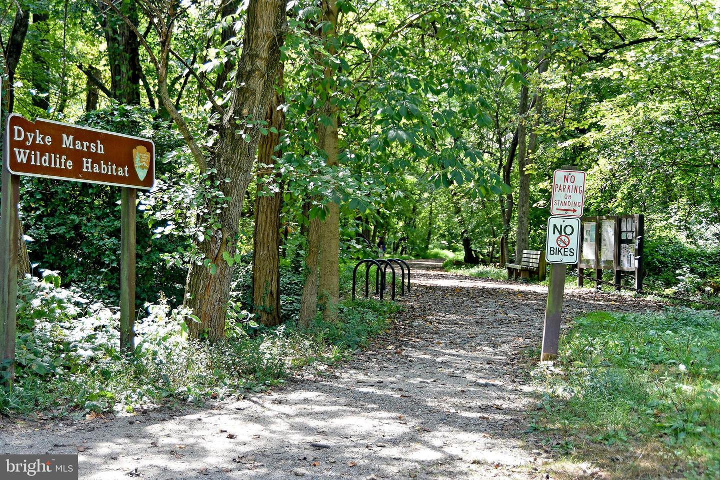 6608 BOULEVARD VW #A2, ALEXANDRIA, Virginia 22307, 2 Bedrooms Bedrooms, ,1 BathroomBathrooms,Residential,For sale,6608 BOULEVARD VW #A2,VAFX2293826 MLS # VAFX2293826