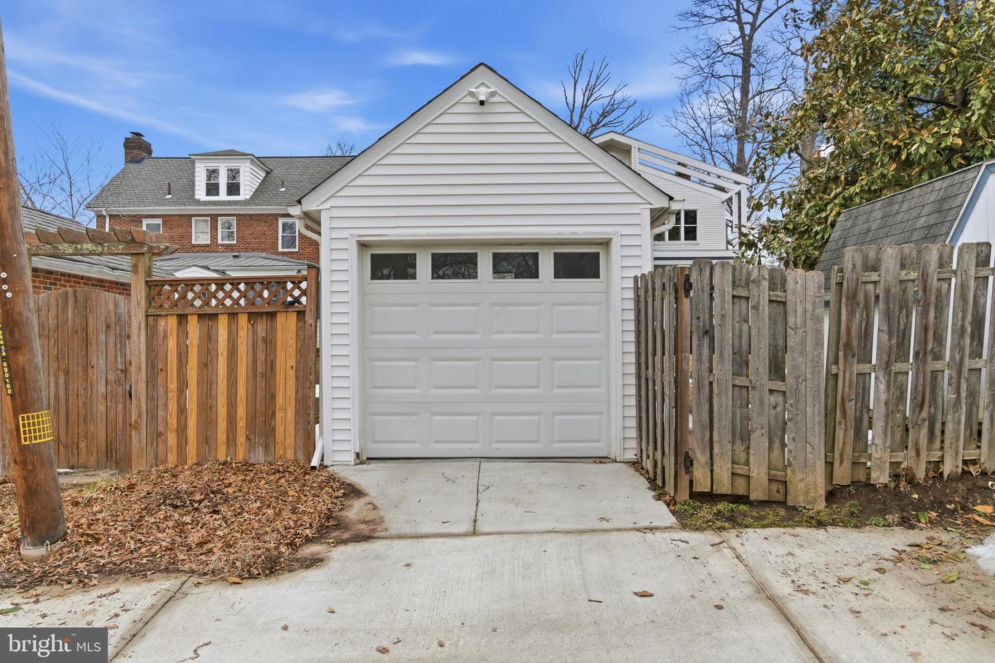 416 WHITTIER ST NW, WASHINGTON, District Of Columbia 20012, 4 Bedrooms Bedrooms, 19 Rooms Rooms,3 BathroomsBathrooms,Residential,For sale,416 WHITTIER ST NW,DCDC2248694 MLS # DCDC2248694