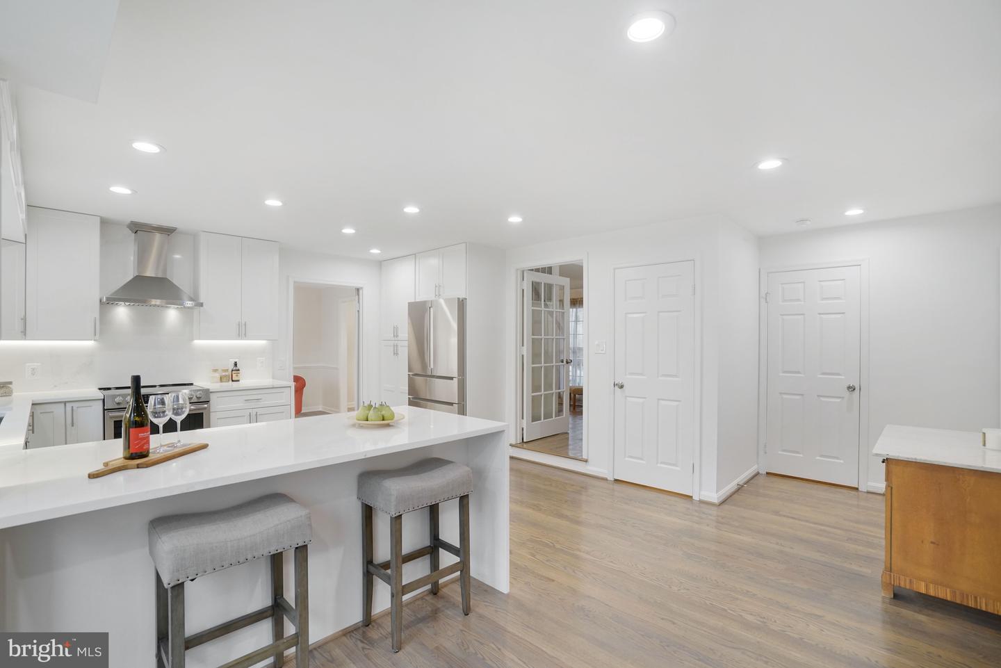 8813 TELEGRAPH CROSSING CT, LORTON, Virginia 22079, 5 Bedrooms Bedrooms, ,3 BathroomsBathrooms,Residential,For sale,8813 TELEGRAPH CROSSING CT,VAFX2293848 MLS # VAFX2293848