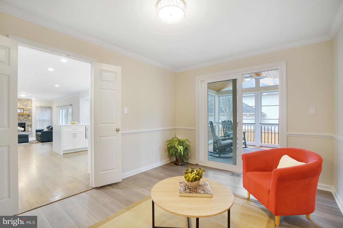 8813 TELEGRAPH CROSSING CT, LORTON, Virginia 22079, 5 Bedrooms Bedrooms, ,3 BathroomsBathrooms,Residential,For sale,8813 TELEGRAPH CROSSING CT,VAFX2293848 MLS # VAFX2293848