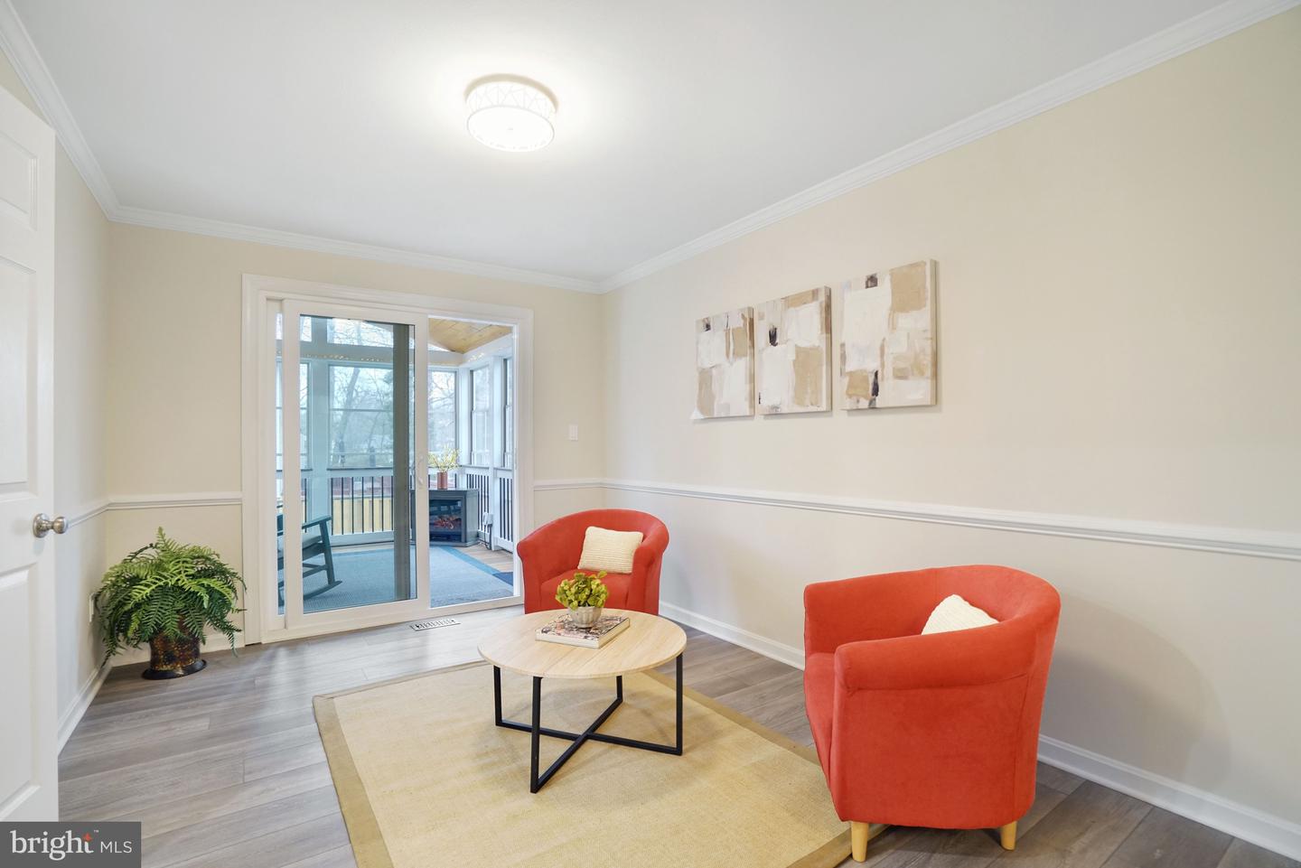 8813 TELEGRAPH CROSSING CT, LORTON, Virginia 22079, 5 Bedrooms Bedrooms, ,3 BathroomsBathrooms,Residential,For sale,8813 TELEGRAPH CROSSING CT,VAFX2293848 MLS # VAFX2293848