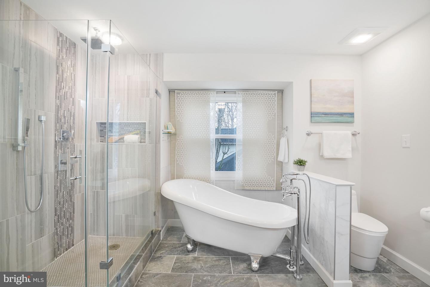 8813 TELEGRAPH CROSSING CT, LORTON, Virginia 22079, 5 Bedrooms Bedrooms, ,3 BathroomsBathrooms,Residential,For sale,8813 TELEGRAPH CROSSING CT,VAFX2293848 MLS # VAFX2293848