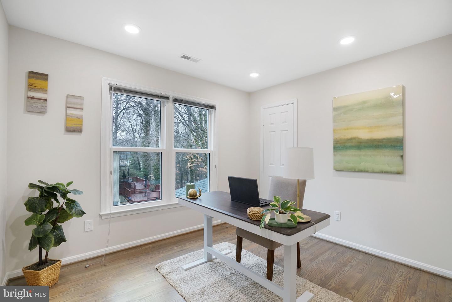 8813 TELEGRAPH CROSSING CT, LORTON, Virginia 22079, 5 Bedrooms Bedrooms, ,3 BathroomsBathrooms,Residential,For sale,8813 TELEGRAPH CROSSING CT,VAFX2293848 MLS # VAFX2293848