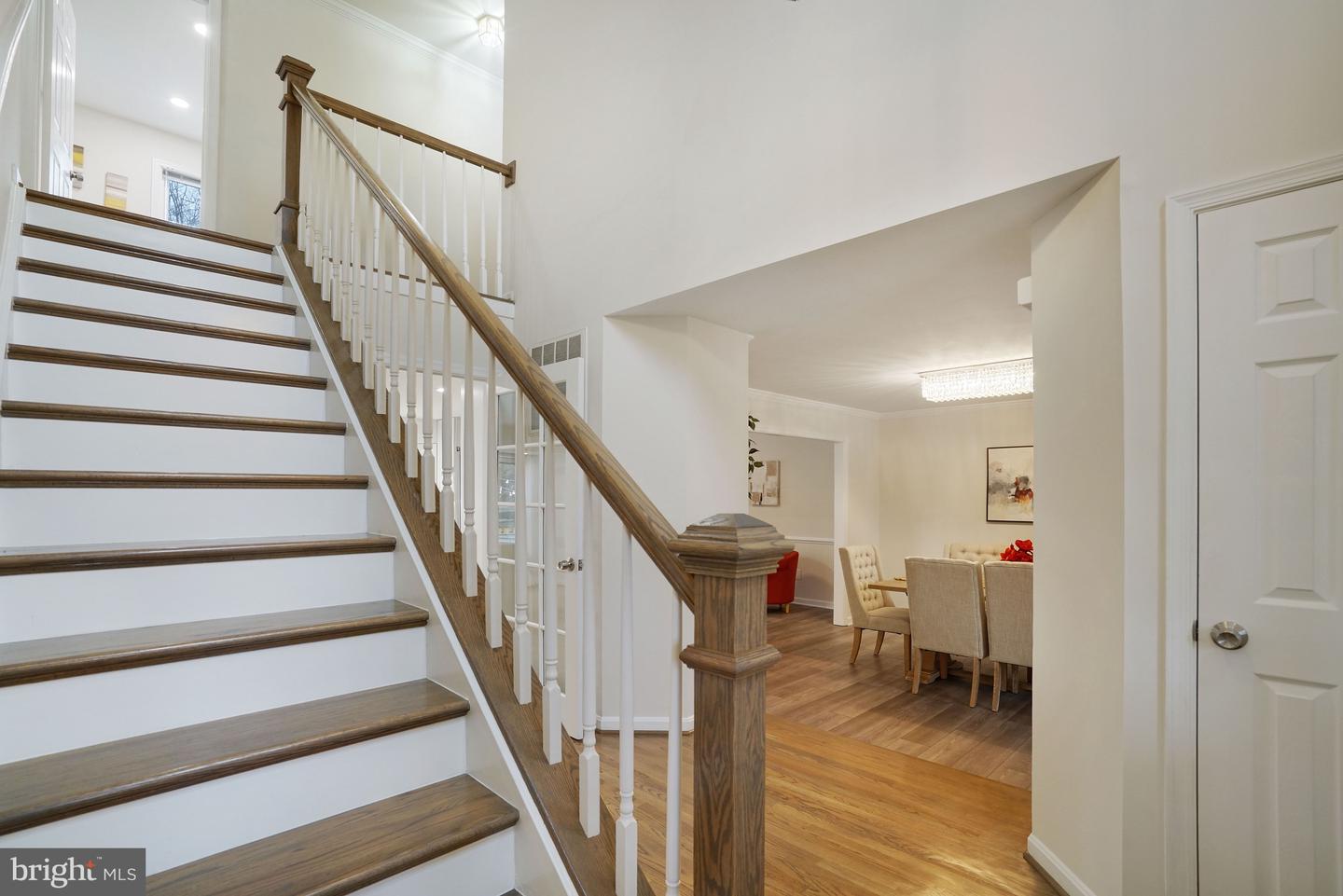 8813 TELEGRAPH CROSSING CT, LORTON, Virginia 22079, 5 Bedrooms Bedrooms, ,3 BathroomsBathrooms,Residential,For sale,8813 TELEGRAPH CROSSING CT,VAFX2293848 MLS # VAFX2293848