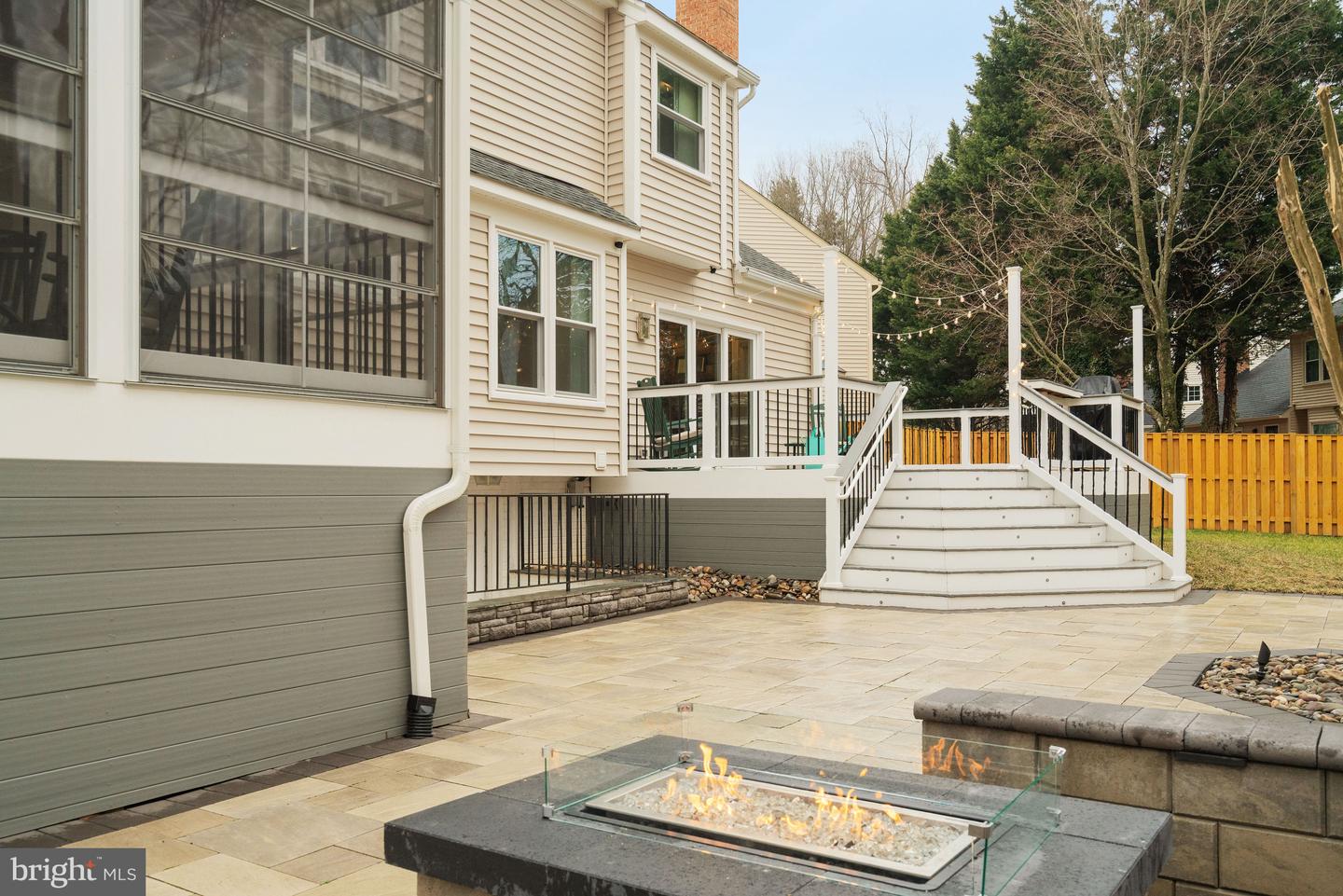 8813 TELEGRAPH CROSSING CT, LORTON, Virginia 22079, 5 Bedrooms Bedrooms, ,3 BathroomsBathrooms,Residential,For sale,8813 TELEGRAPH CROSSING CT,VAFX2293848 MLS # VAFX2293848