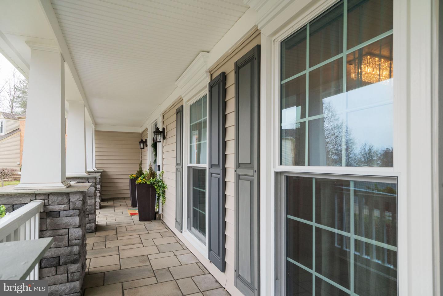 8813 TELEGRAPH CROSSING CT, LORTON, Virginia 22079, 5 Bedrooms Bedrooms, ,3 BathroomsBathrooms,Residential,For sale,8813 TELEGRAPH CROSSING CT,VAFX2293848 MLS # VAFX2293848