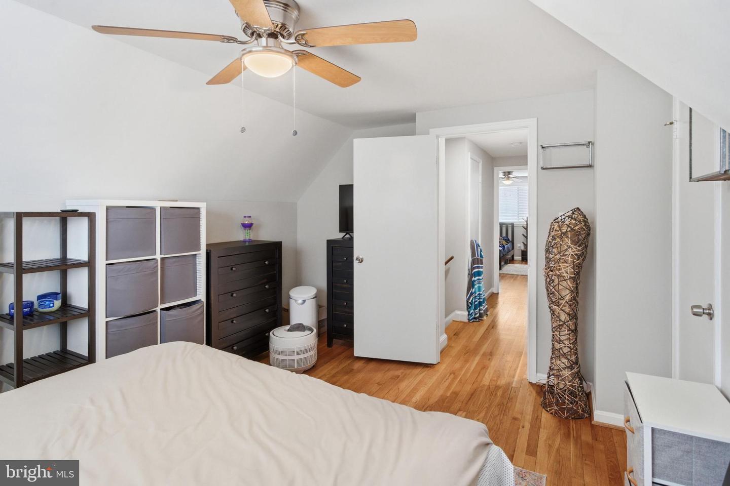 8802 PARLIAMENT DR, SPRINGFIELD, Virginia 22151, 6 Bedrooms Bedrooms, 13 Rooms Rooms,Residential,For sale,8802 PARLIAMENT DR,VAFX2293860 MLS # VAFX2293860