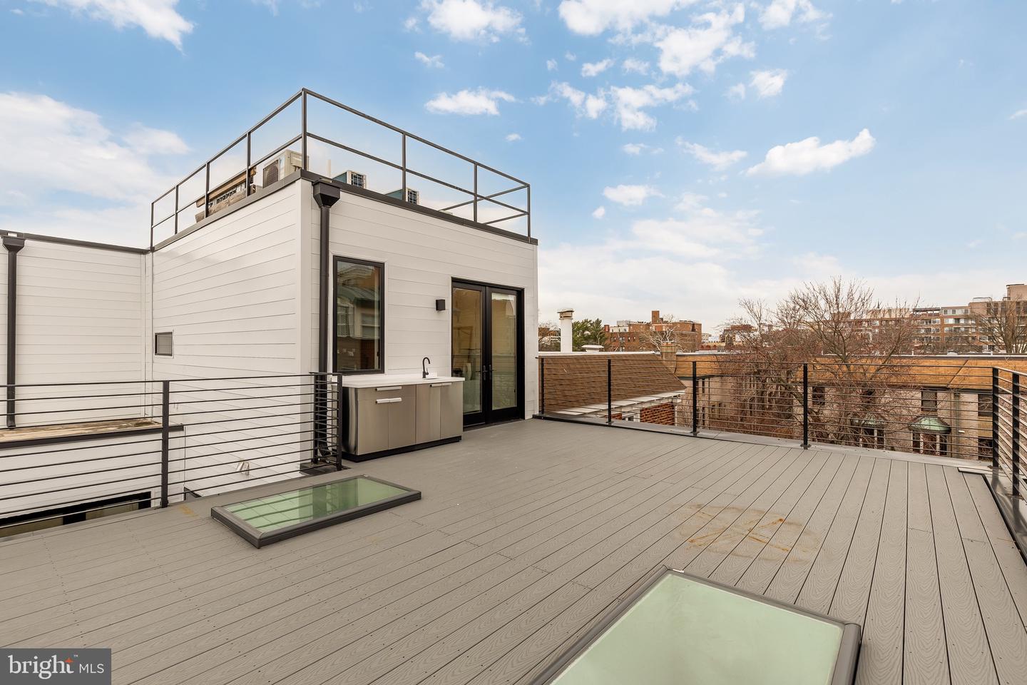 1402 12TH ST NW #10, WASHINGTON, District Of Columbia 20005, 2 Bedrooms Bedrooms, ,2 BathroomsBathrooms,Residential,For sale,1402 12TH ST NW #10,DCDC2248714 MLS # DCDC2248714