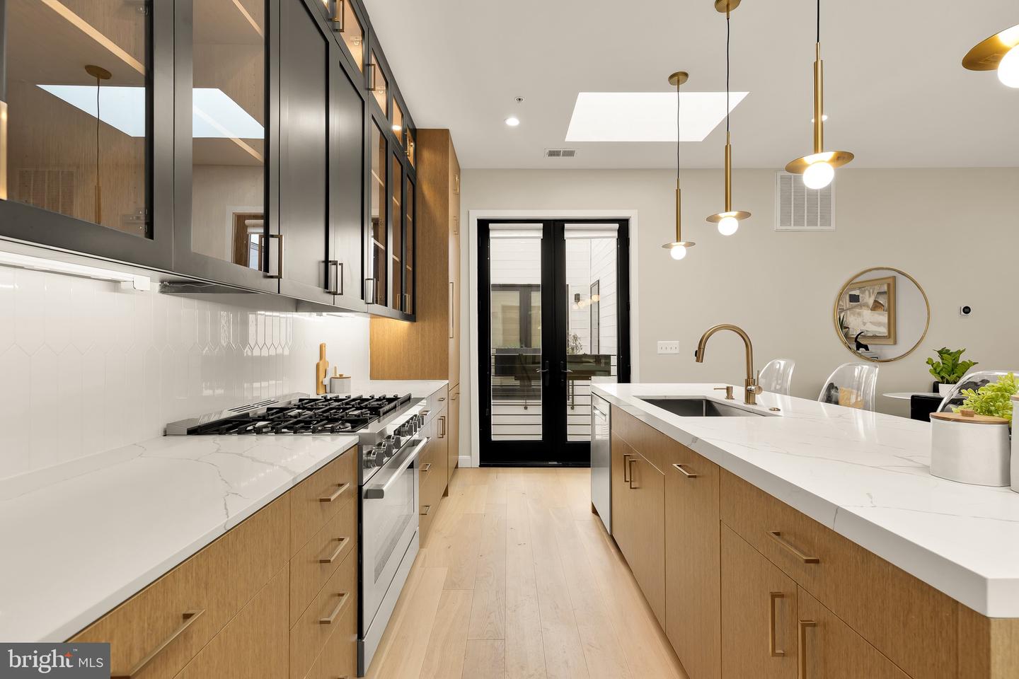 1402 12TH ST NW #10, WASHINGTON, District Of Columbia 20005, 2 Bedrooms Bedrooms, ,2 BathroomsBathrooms,Residential,For sale,1402 12TH ST NW #10,DCDC2248714 MLS # DCDC2248714