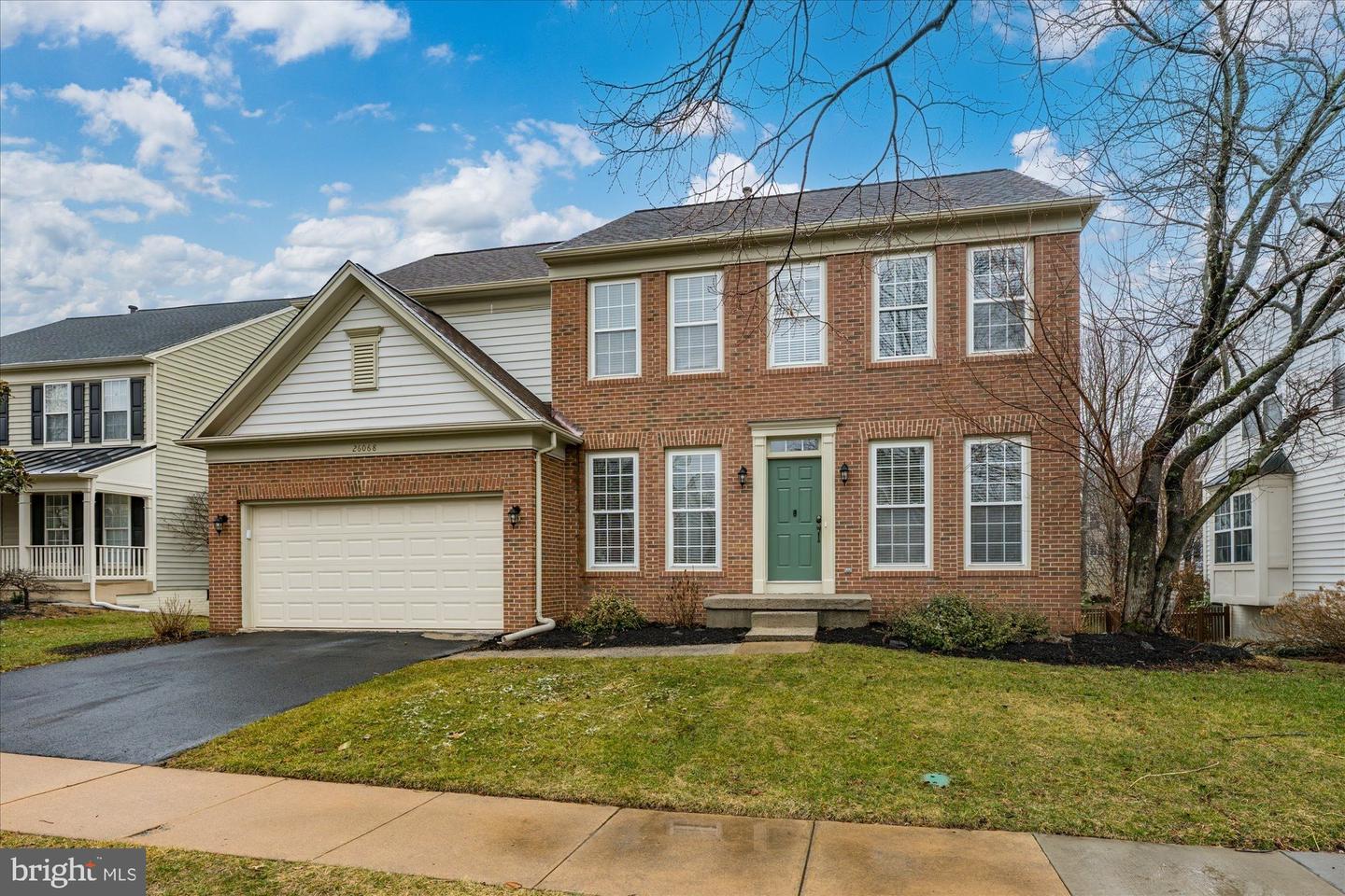 26068 TALAMORE DR, CHANTILLY, Virginia 20152, 4 Bedrooms Bedrooms, ,3 BathroomsBathrooms,Residential,For sale,26068 TALAMORE DR,VALO2117276 MLS # VALO2117276