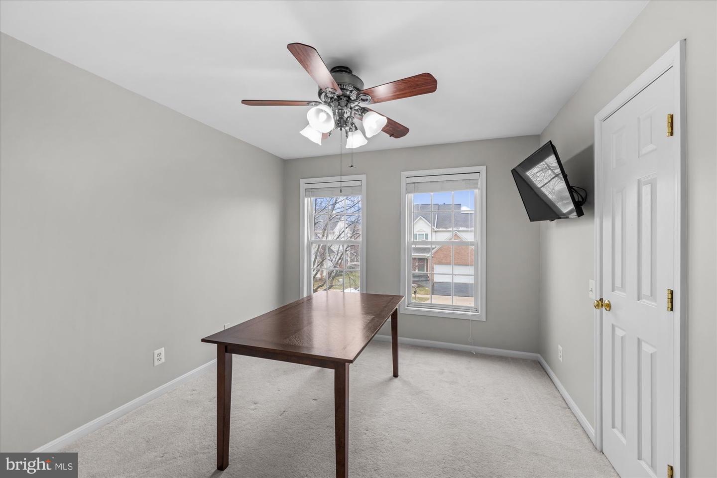 26068 TALAMORE DR, CHANTILLY, Virginia 20152, 4 Bedrooms Bedrooms, ,3 BathroomsBathrooms,Residential,For sale,26068 TALAMORE DR,VALO2117276 MLS # VALO2117276