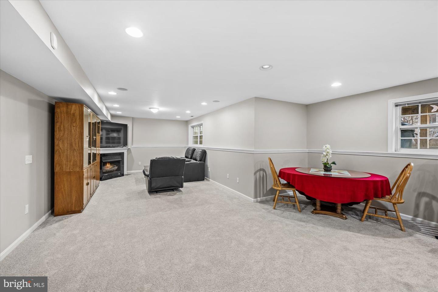 26068 TALAMORE DR, CHANTILLY, Virginia 20152, 4 Bedrooms Bedrooms, ,3 BathroomsBathrooms,Residential,For sale,26068 TALAMORE DR,VALO2117276 MLS # VALO2117276