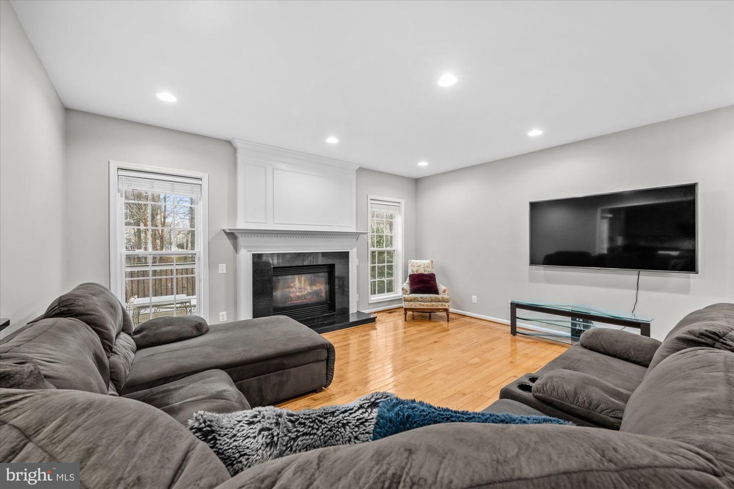 26068 TALAMORE DR, CHANTILLY, Virginia 20152, 4 Bedrooms Bedrooms, ,3 BathroomsBathrooms,Residential,For sale,26068 TALAMORE DR,VALO2117276 MLS # VALO2117276