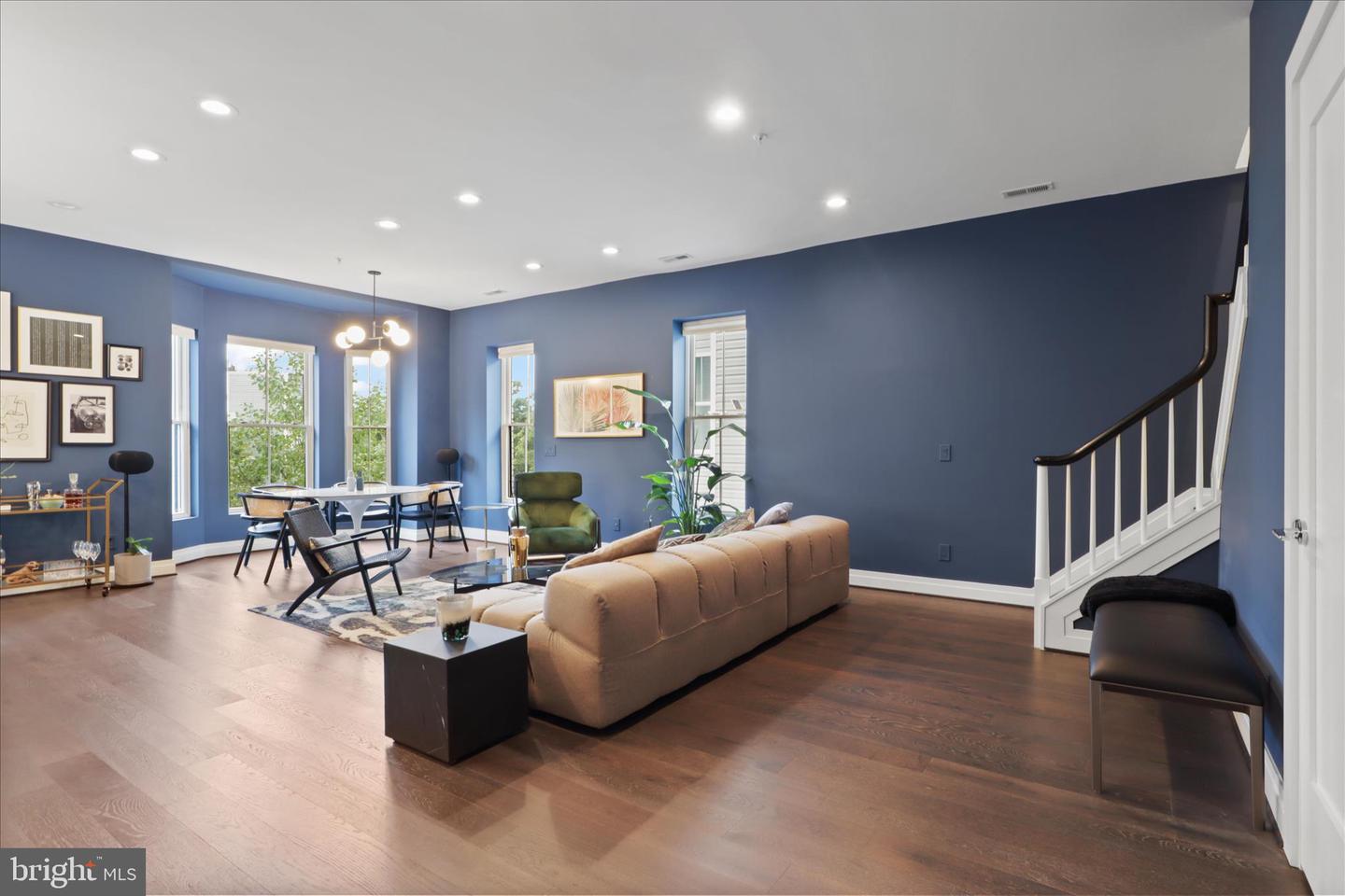 770 PARK RD NW #203, WASHINGTON, District Of Columbia 20010, 2 Bedrooms Bedrooms, 9 Rooms Rooms,2 BathroomsBathrooms,Residential,For sale,770 PARK RD NW #203,DCDC2248754 MLS # DCDC2248754