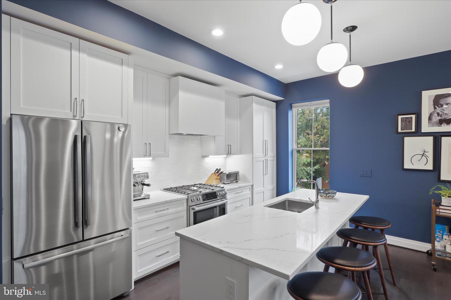 770 PARK RD NW #203, WASHINGTON, District Of Columbia 20010, 2 Bedrooms Bedrooms, 9 Rooms Rooms,2 BathroomsBathrooms,Residential,For sale,770 PARK RD NW #203,DCDC2248754 MLS # DCDC2248754