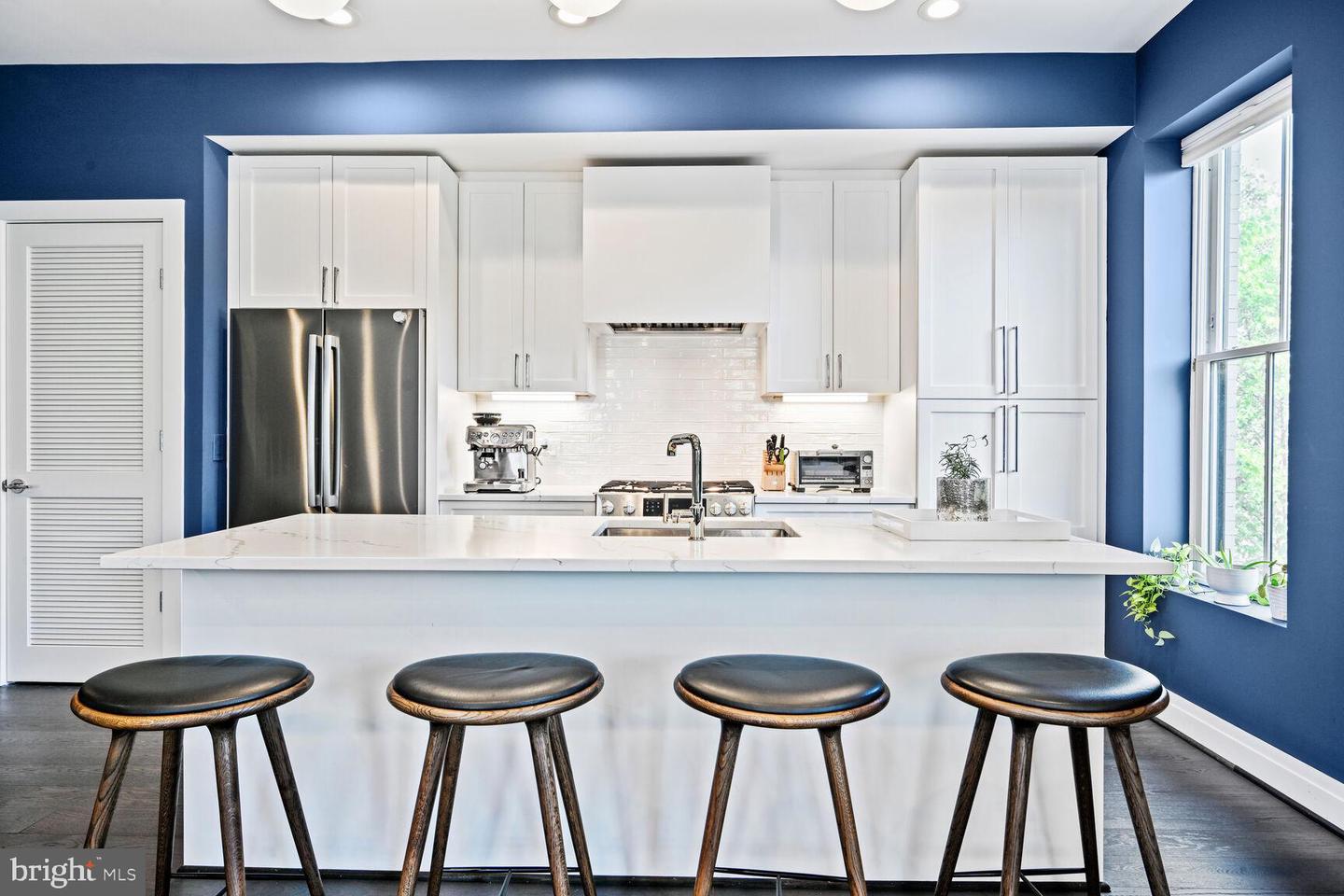 770 PARK RD NW #203, WASHINGTON, District Of Columbia 20010, 2 Bedrooms Bedrooms, 9 Rooms Rooms,2 BathroomsBathrooms,Residential,For sale,770 PARK RD NW #203,DCDC2248754 MLS # DCDC2248754