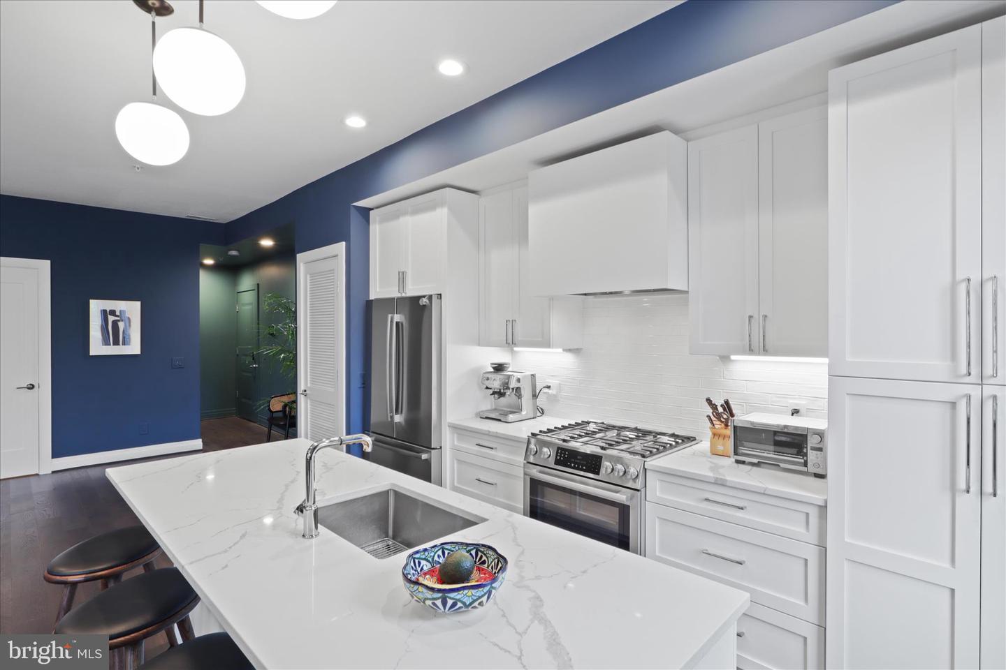 770 PARK RD NW #203, WASHINGTON, District Of Columbia 20010, 2 Bedrooms Bedrooms, 9 Rooms Rooms,2 BathroomsBathrooms,Residential,For sale,770 PARK RD NW #203,DCDC2248754 MLS # DCDC2248754