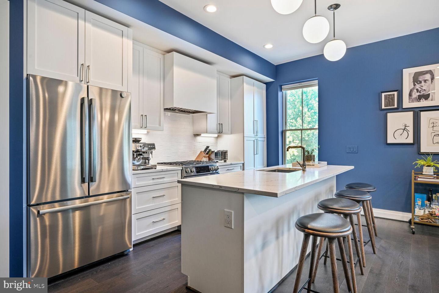 770 PARK RD NW #203, WASHINGTON, District Of Columbia 20010, 2 Bedrooms Bedrooms, 9 Rooms Rooms,2 BathroomsBathrooms,Residential,For sale,770 PARK RD NW #203,DCDC2248754 MLS # DCDC2248754